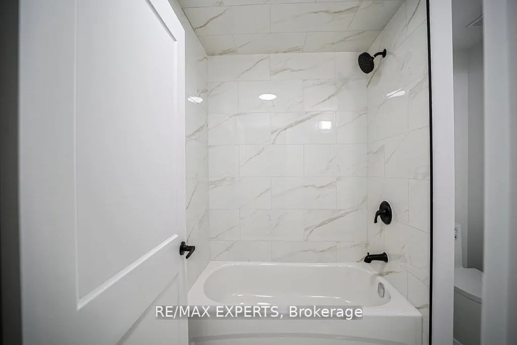 Photo 13 of Unit 2, 426 Veterans Drive, Barrie, Holly — HOMEH