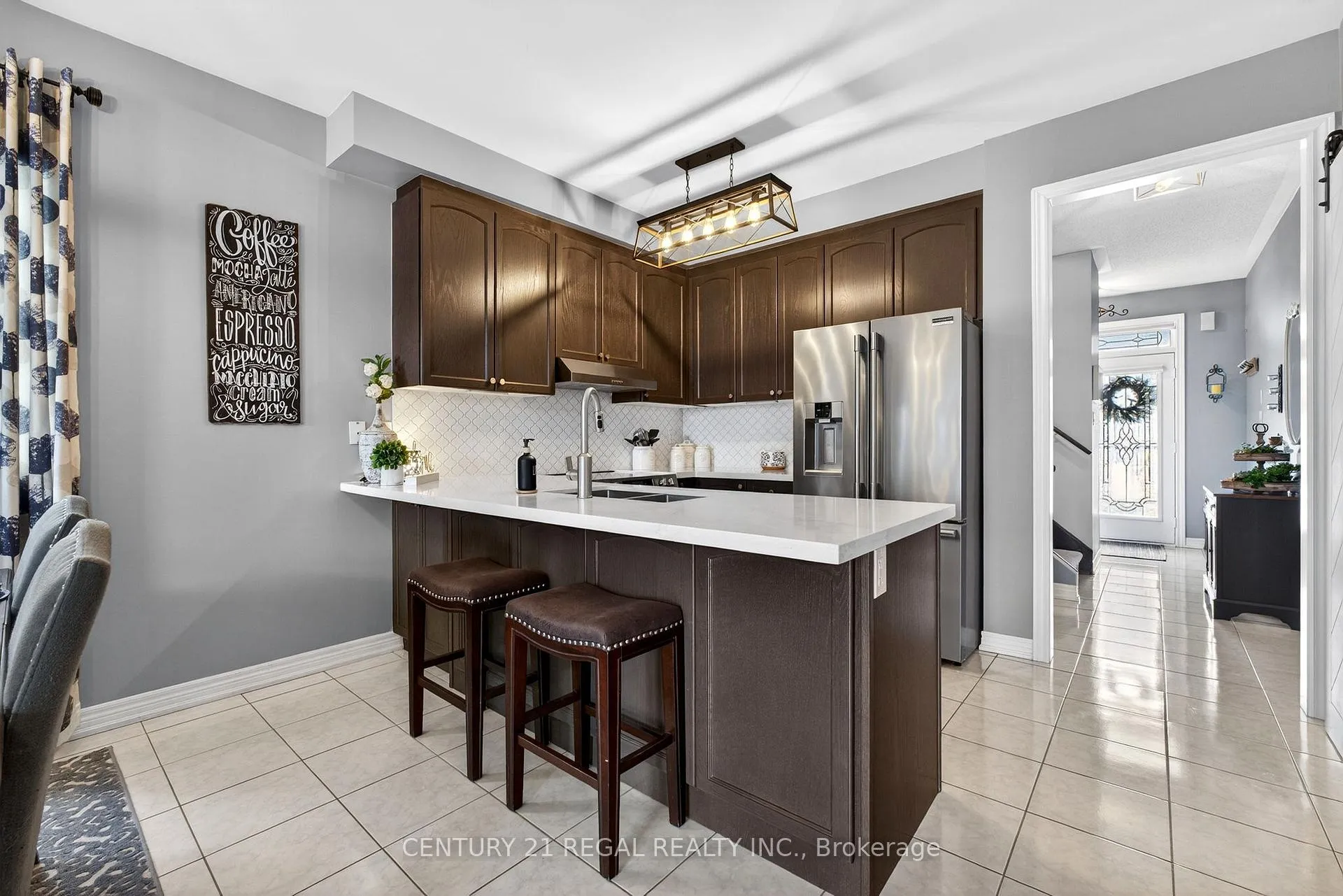 Photo 8 of 94 Thomas Woodlock Street, Clarington, Newcastle — HOMEH