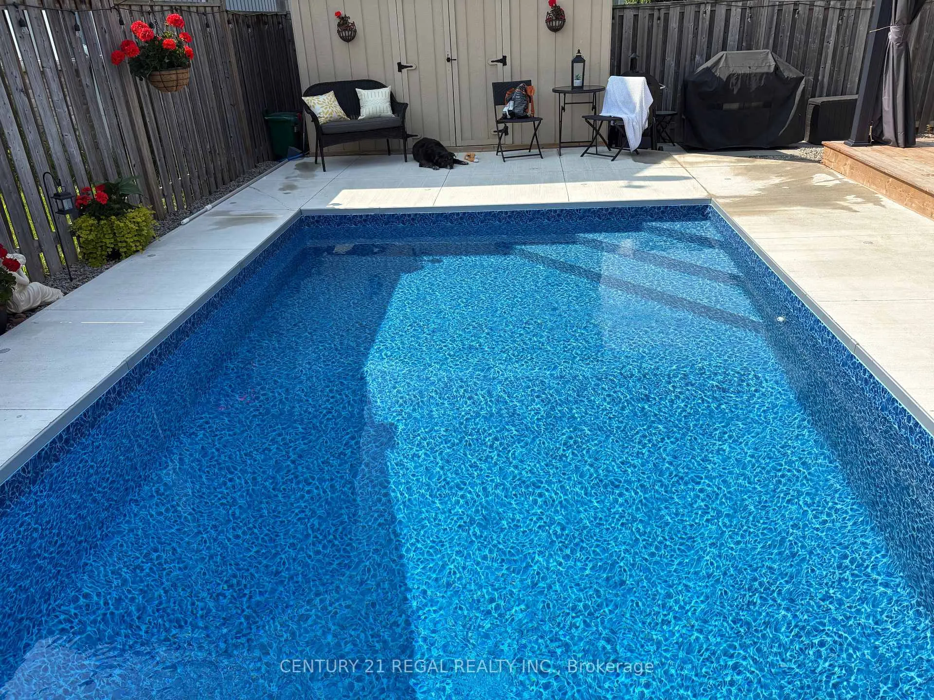Photo 36 of 94 Thomas Woodlock Street, Clarington, Newcastle — HOMEH