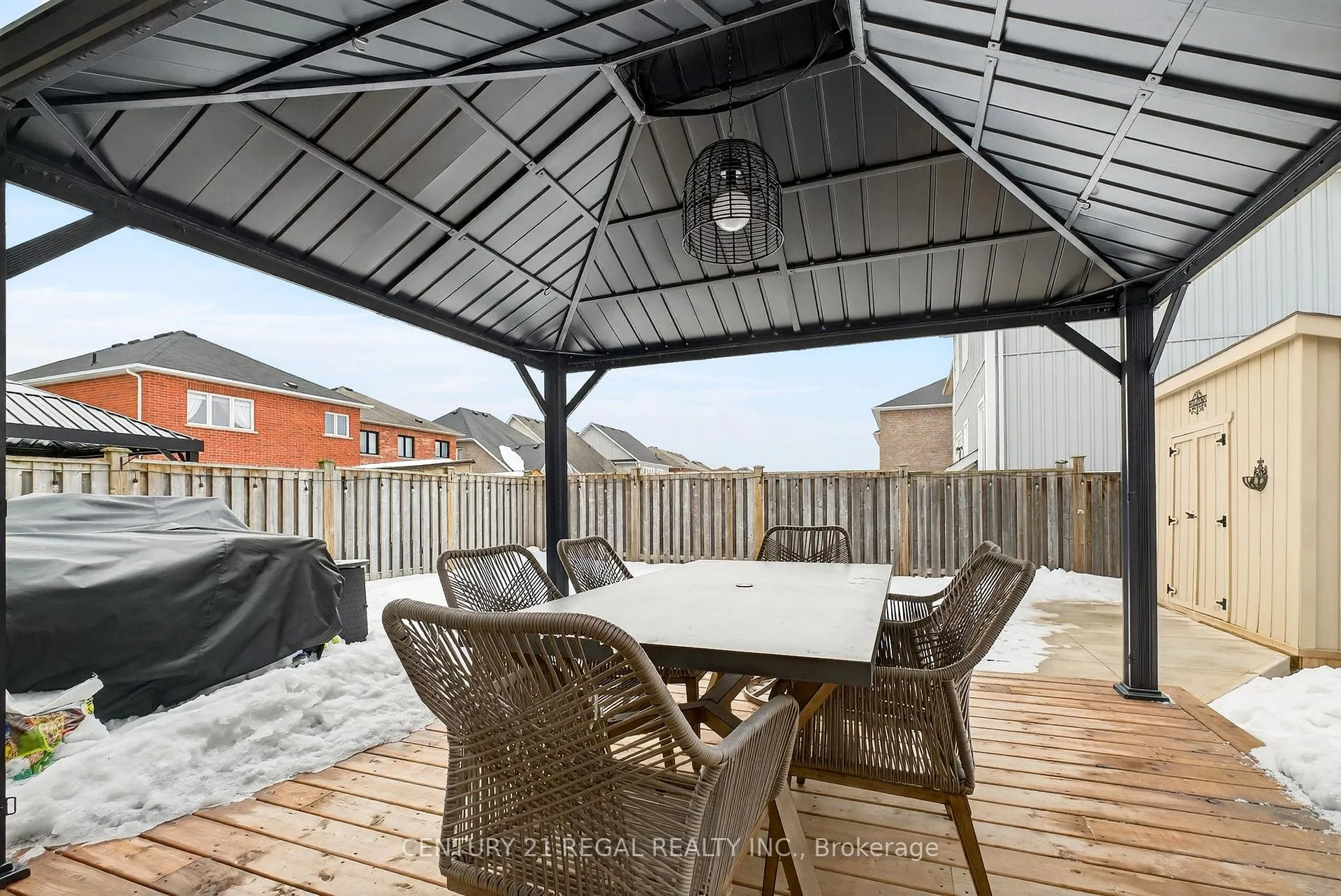 Photo 39 of 94 Thomas Woodlock Street, Clarington, Newcastle — HOMEH
