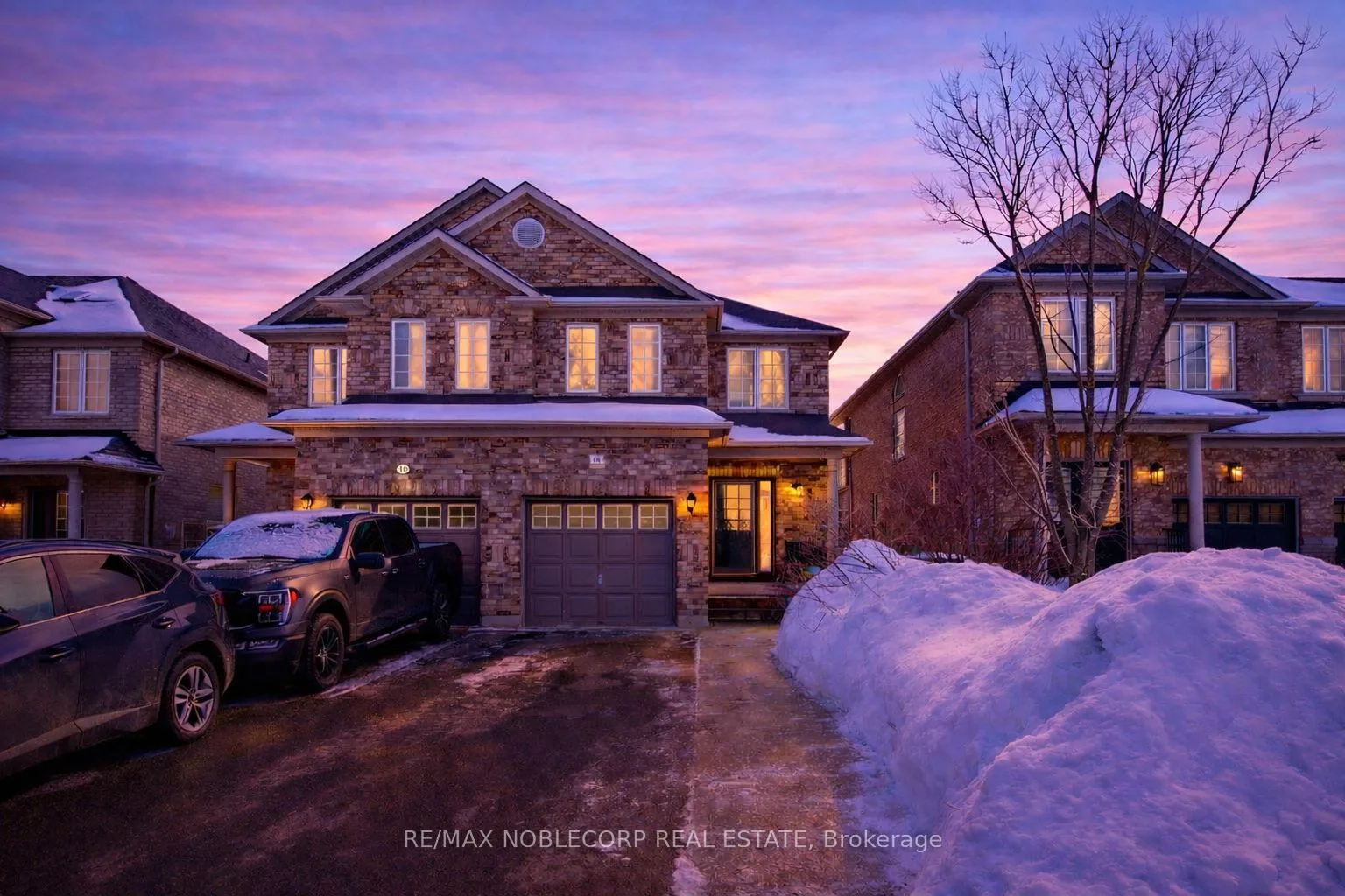 Photo 1 of 16 Humbershed Crescent, Caledon, Bolton West — HOMEH