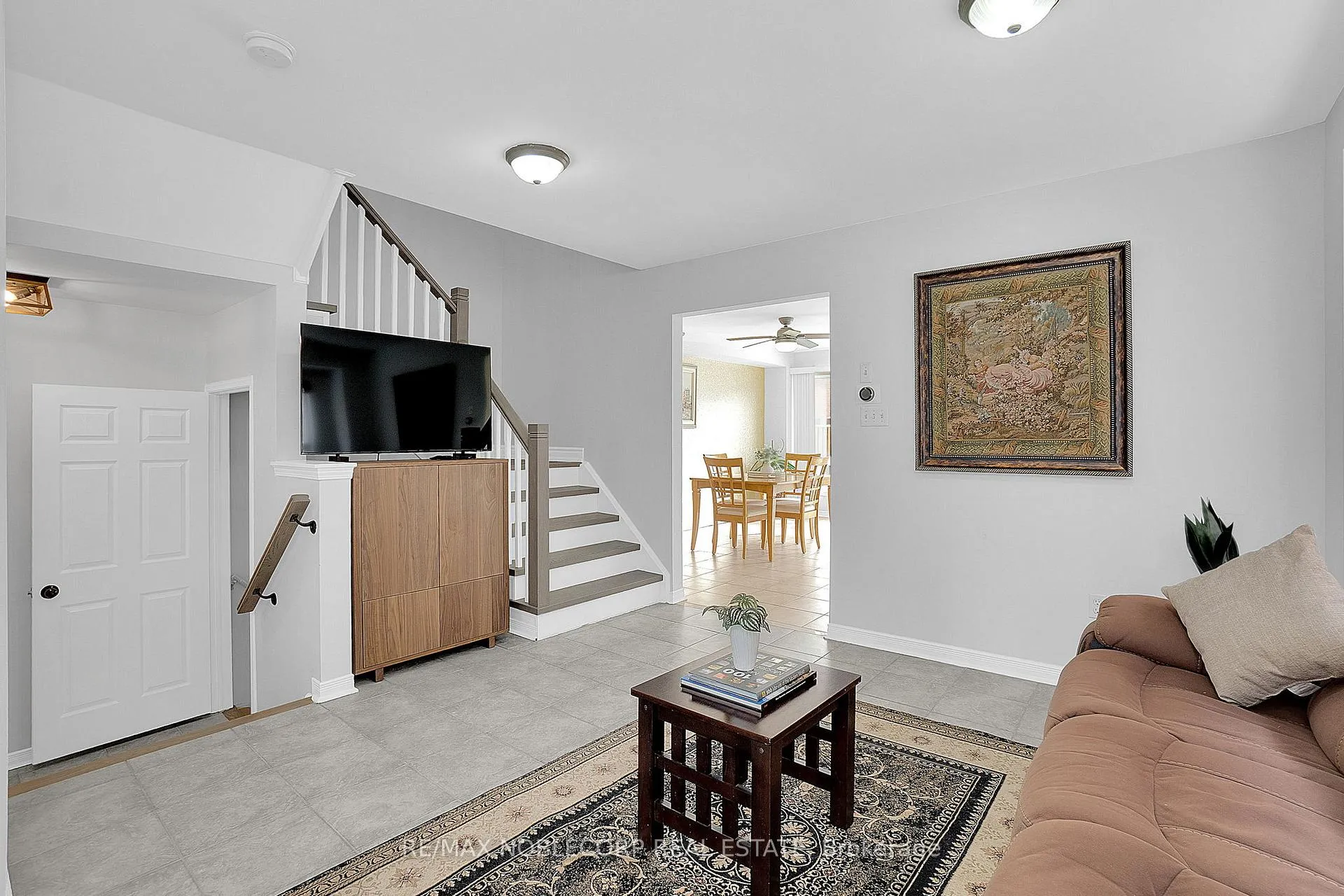 Photo 7 of 16 Humbershed Crescent, Caledon, Bolton West — HOMEH
