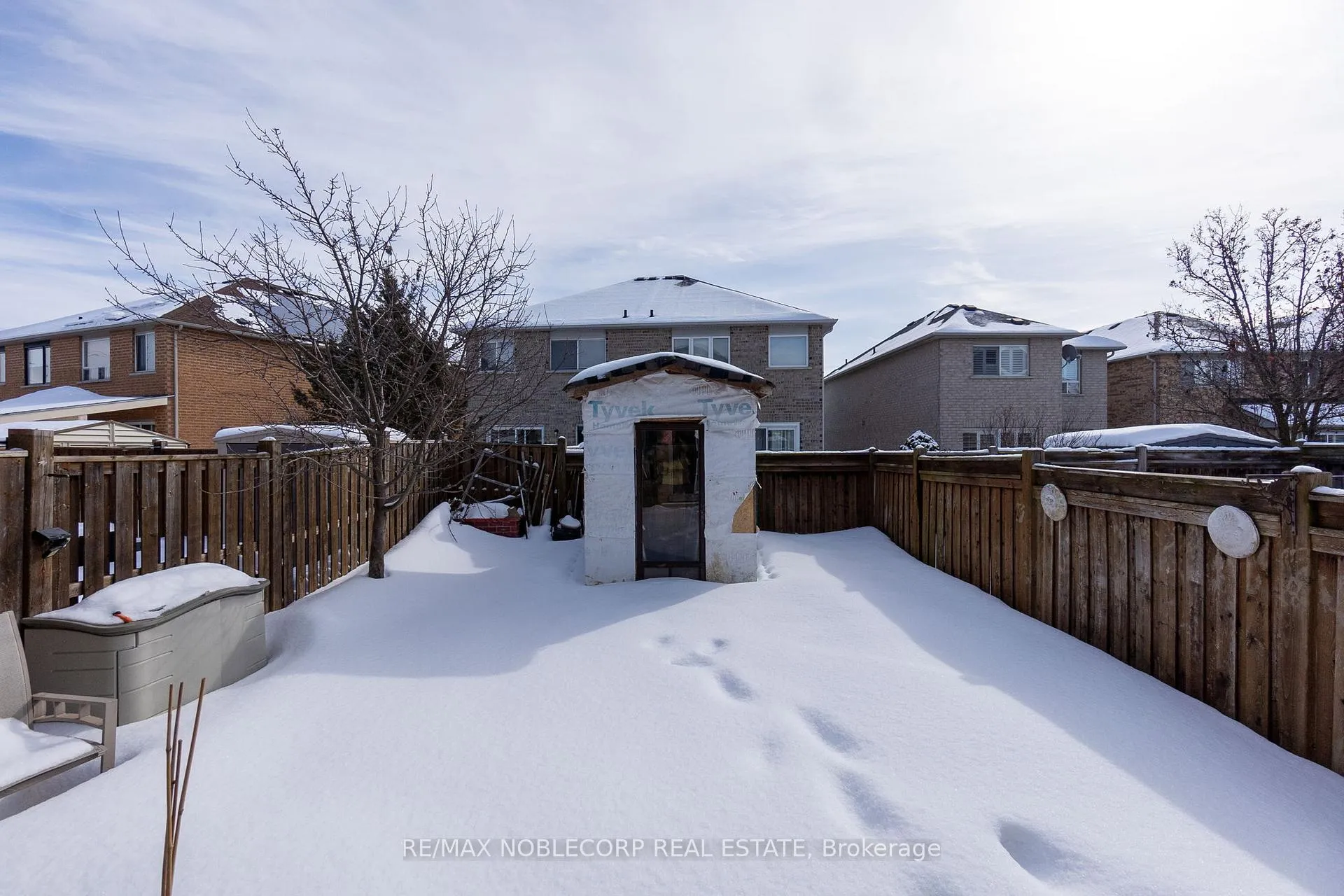 Photo 38 of 16 Humbershed Crescent, Caledon, Bolton West — HOMEH