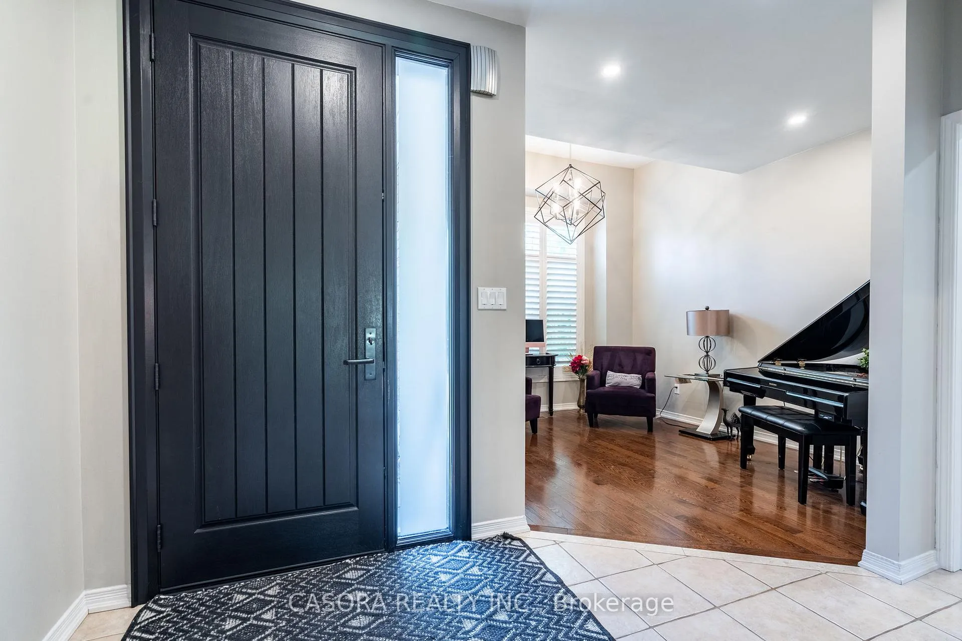 Photo 2 of 3153 Ferguson Drive, Burlington, Alton — HOMEH