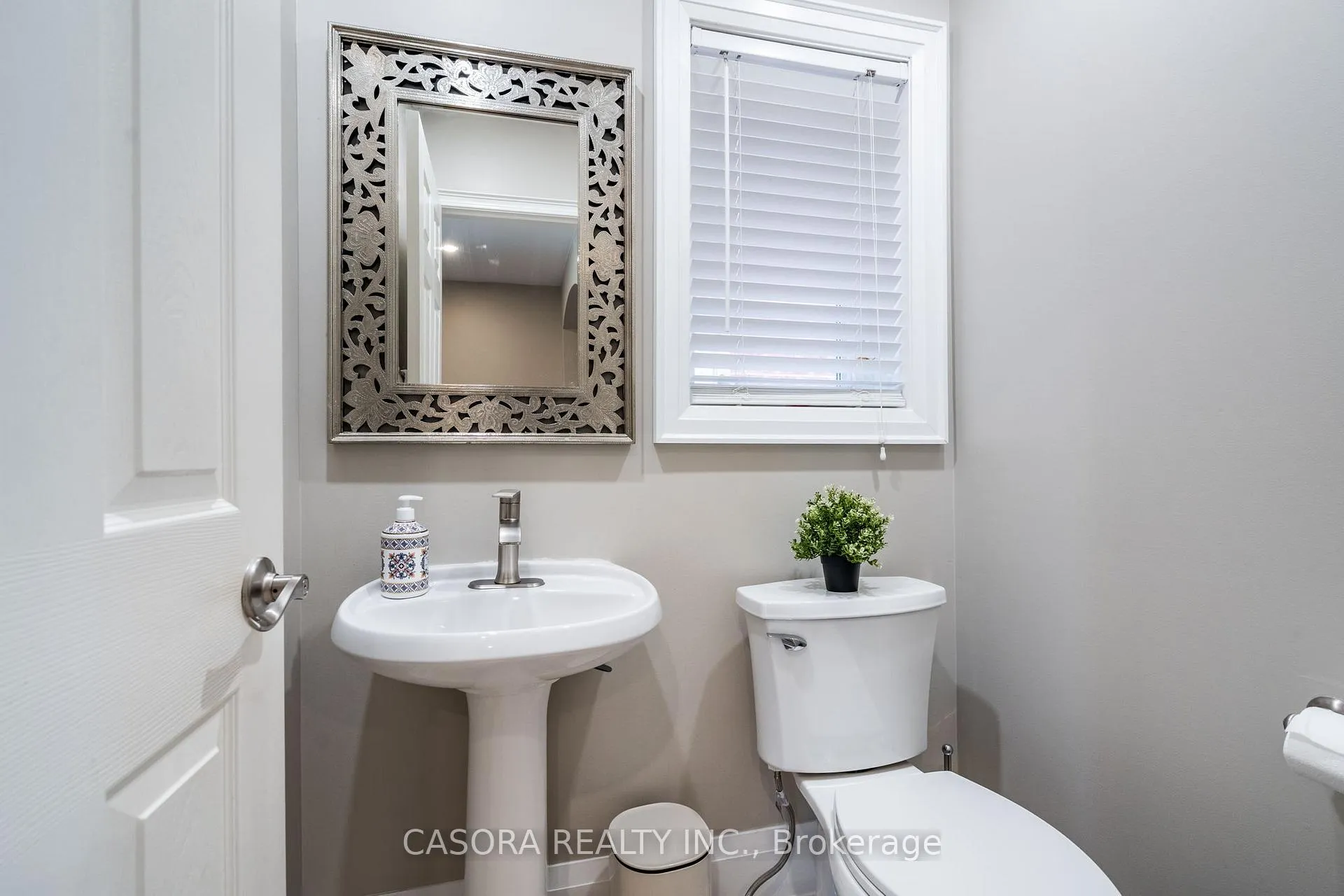Photo 6 of 3153 Ferguson Drive, Burlington, Alton — HOMEH