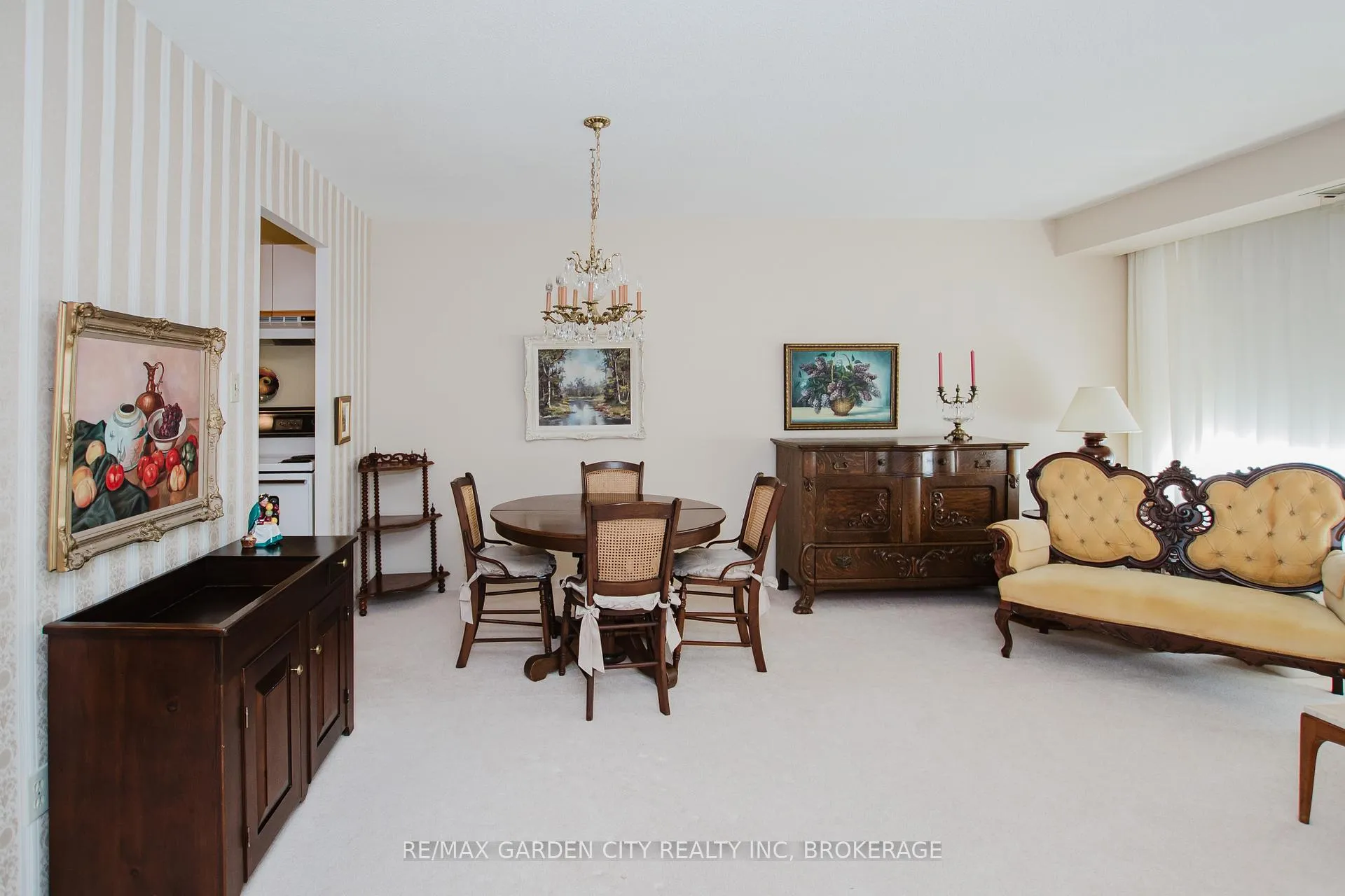 Photo 13 of Unit 307, 7 Gale Crescent, St. Catharines, E. Chester — HOMEH