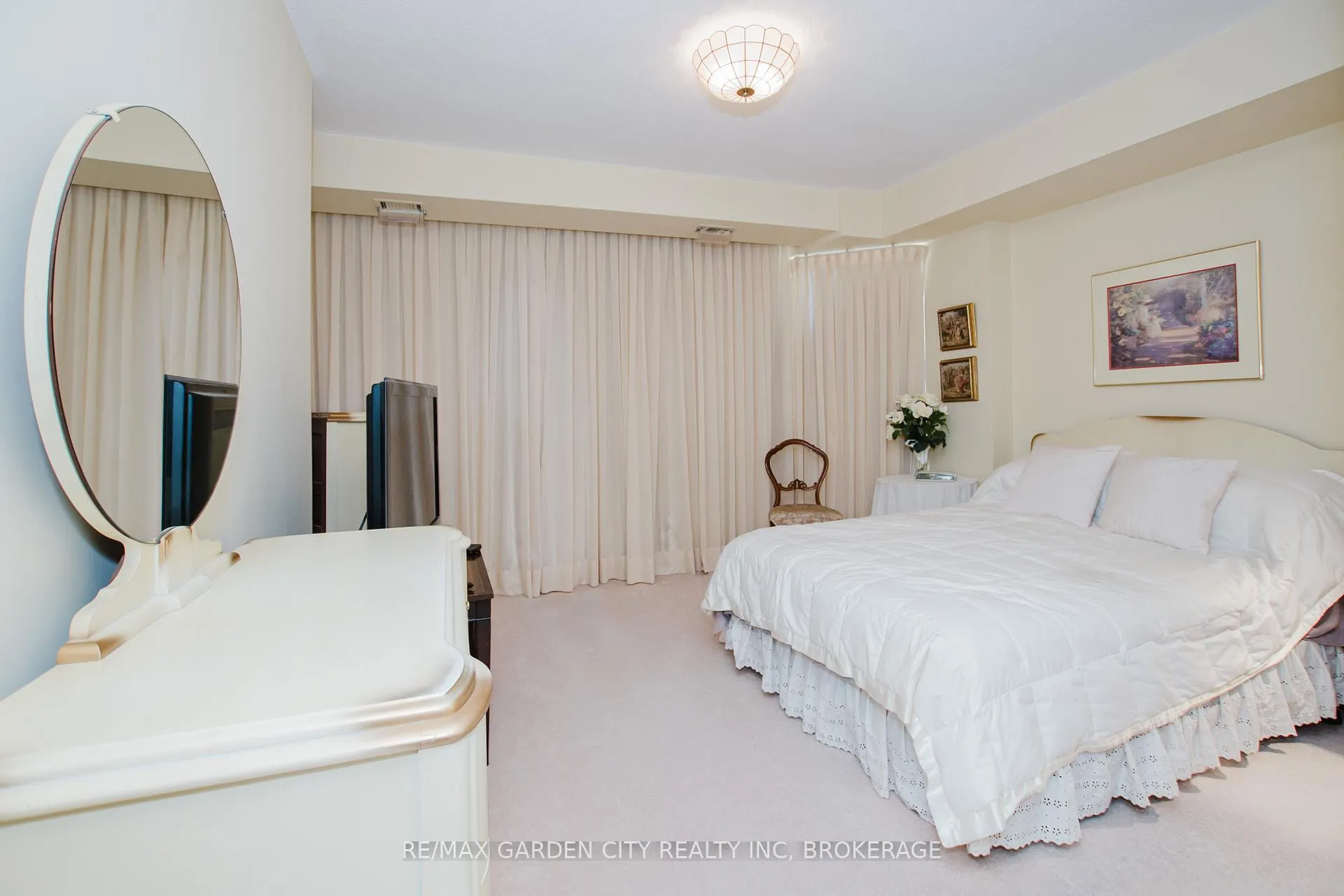 Photo 15 of Unit 307, 7 Gale Crescent, St. Catharines, E. Chester — HOMEH