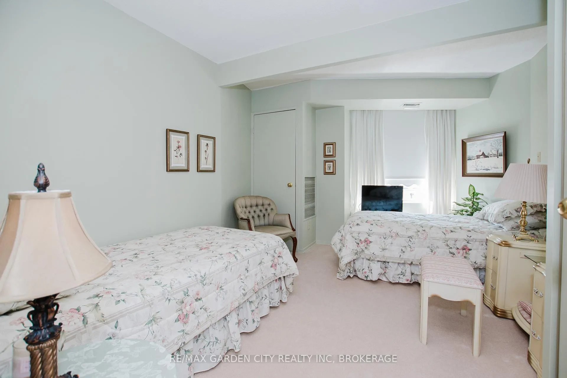 Photo 21 of Unit 307, 7 Gale Crescent, St. Catharines, E. Chester — HOMEH