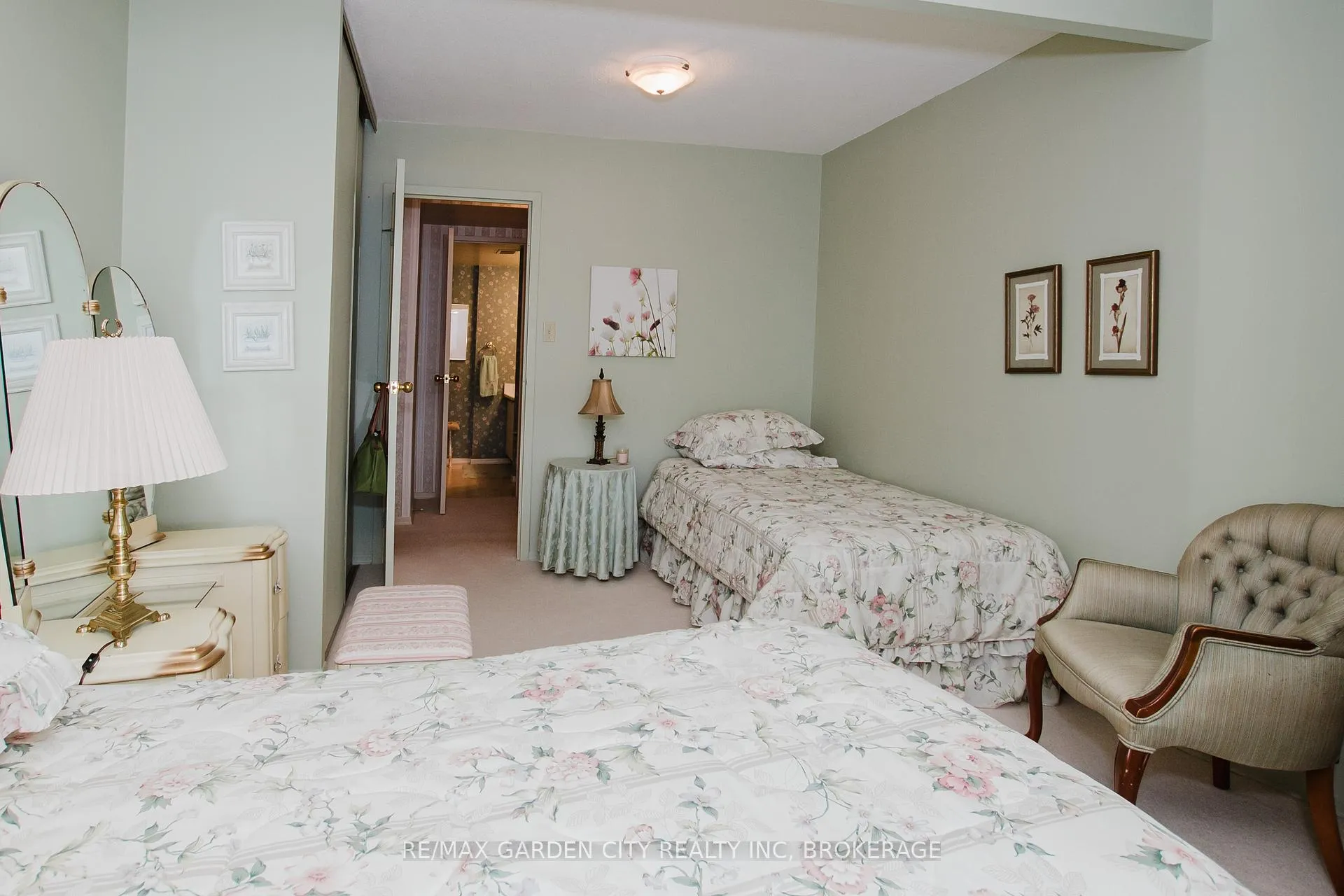 Photo 23 of Unit 307, 7 Gale Crescent, St. Catharines, E. Chester — HOMEH