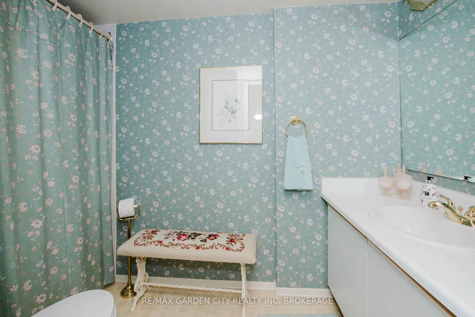 Photo 25 of Unit 307, 7 Gale Crescent, St. Catharines, E. Chester — HOMEH