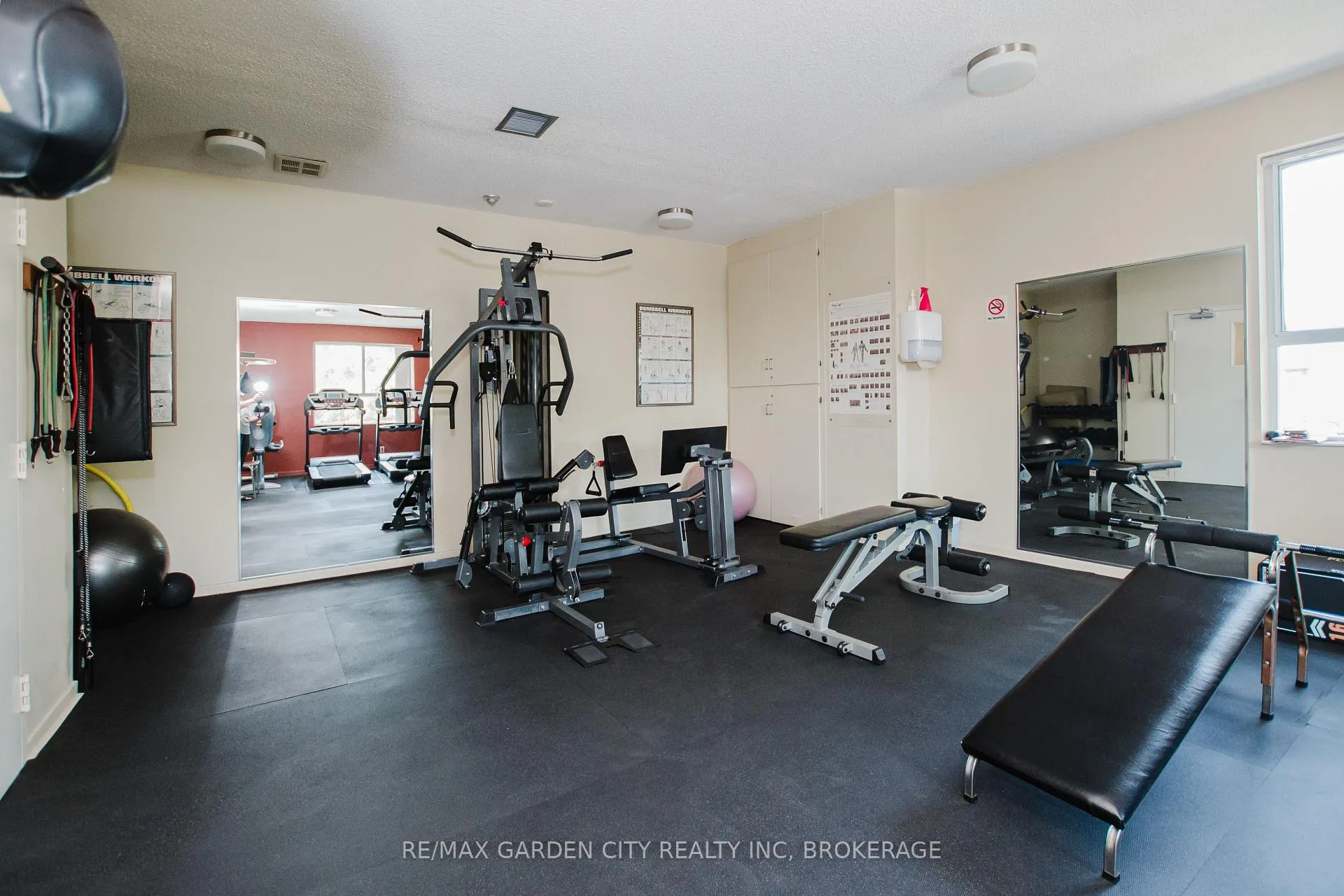 Photo 42 of Unit 307, 7 Gale Crescent, St. Catharines, E. Chester — HOMEH