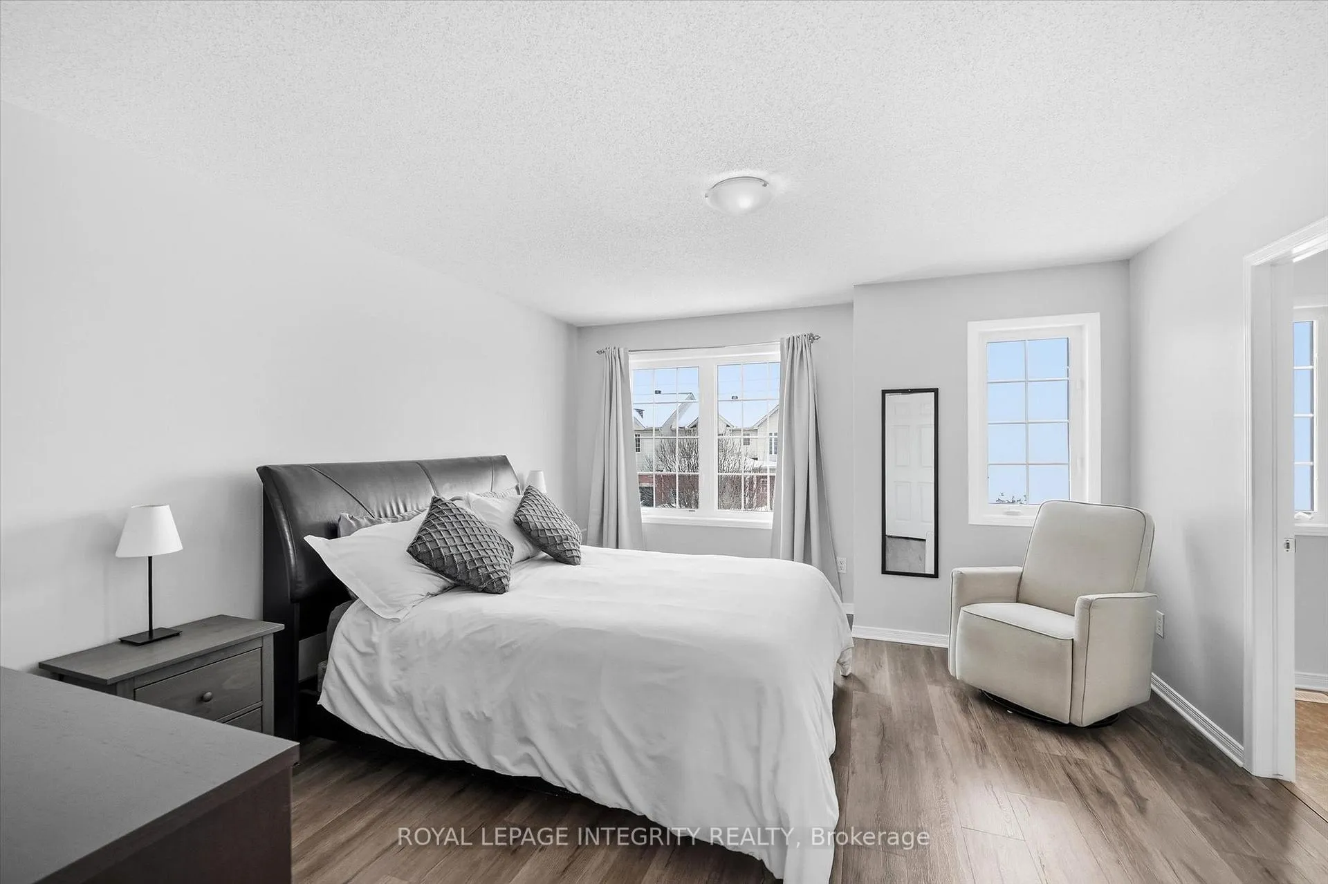 Photo 20 of 329 Brigitta Street, Ottawa, Kanata - Emerald Meadows/Trailwest — HOMEH