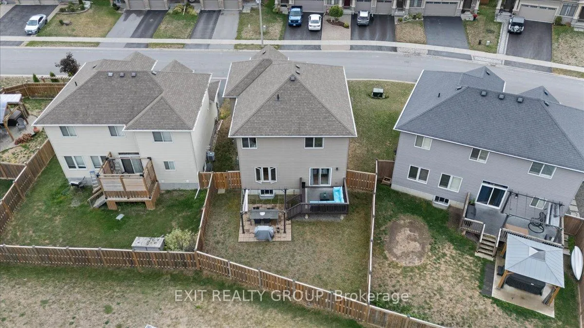 Photo 34 of 82 Mountain Ash Drive, Belleville, Thurlow Ward — HOMEH