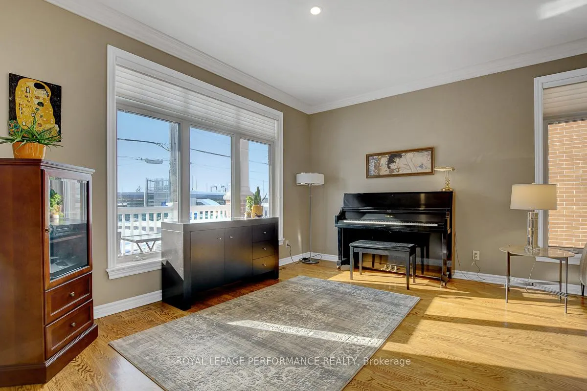 Photo 4 of 349 Berkley Avenue, Ottawa, Westboro West — HOMEH