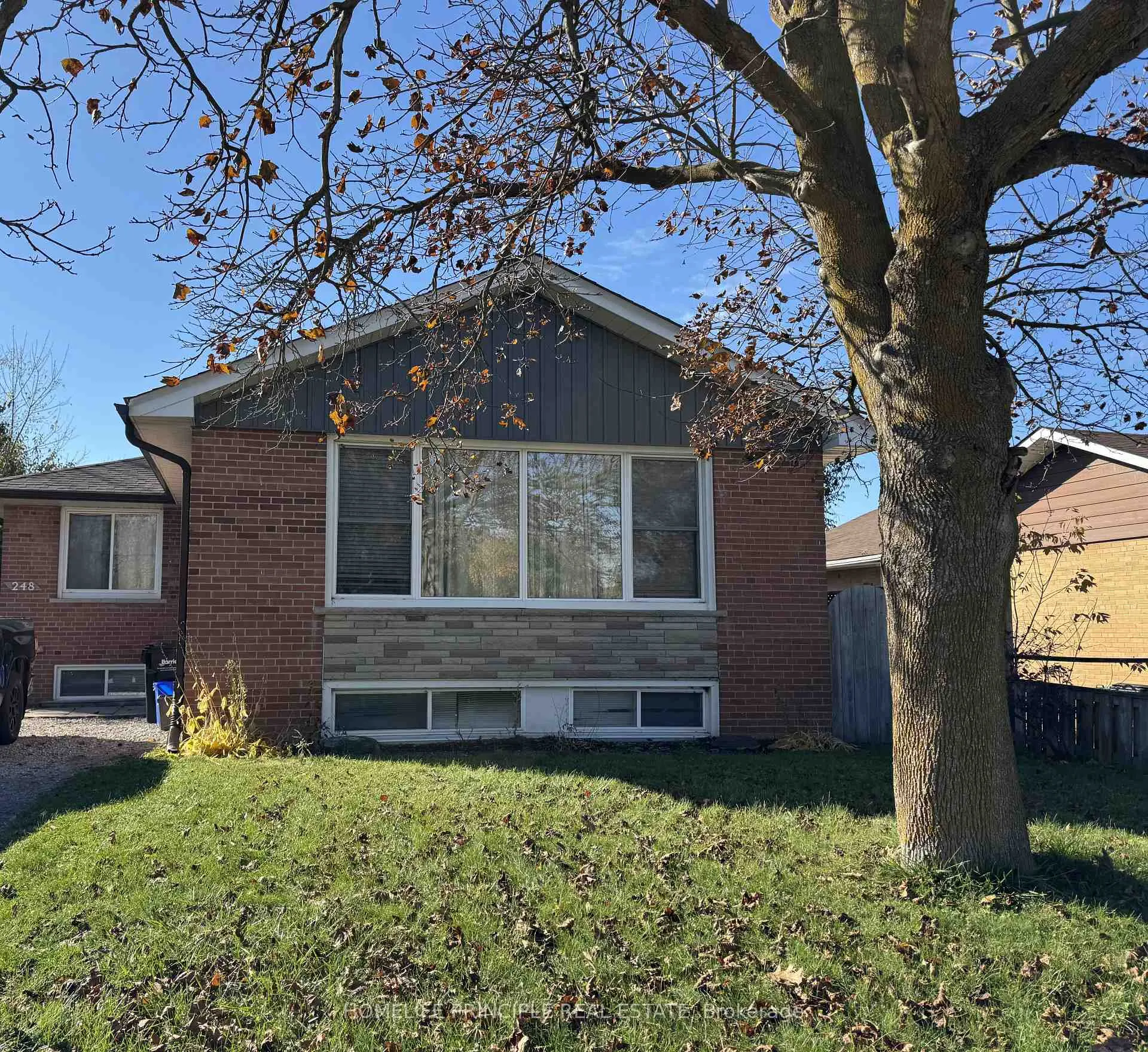 Photo 1 of Unit Upper, 248 St Vincent Street, Barrie, Wellington — HOMEH