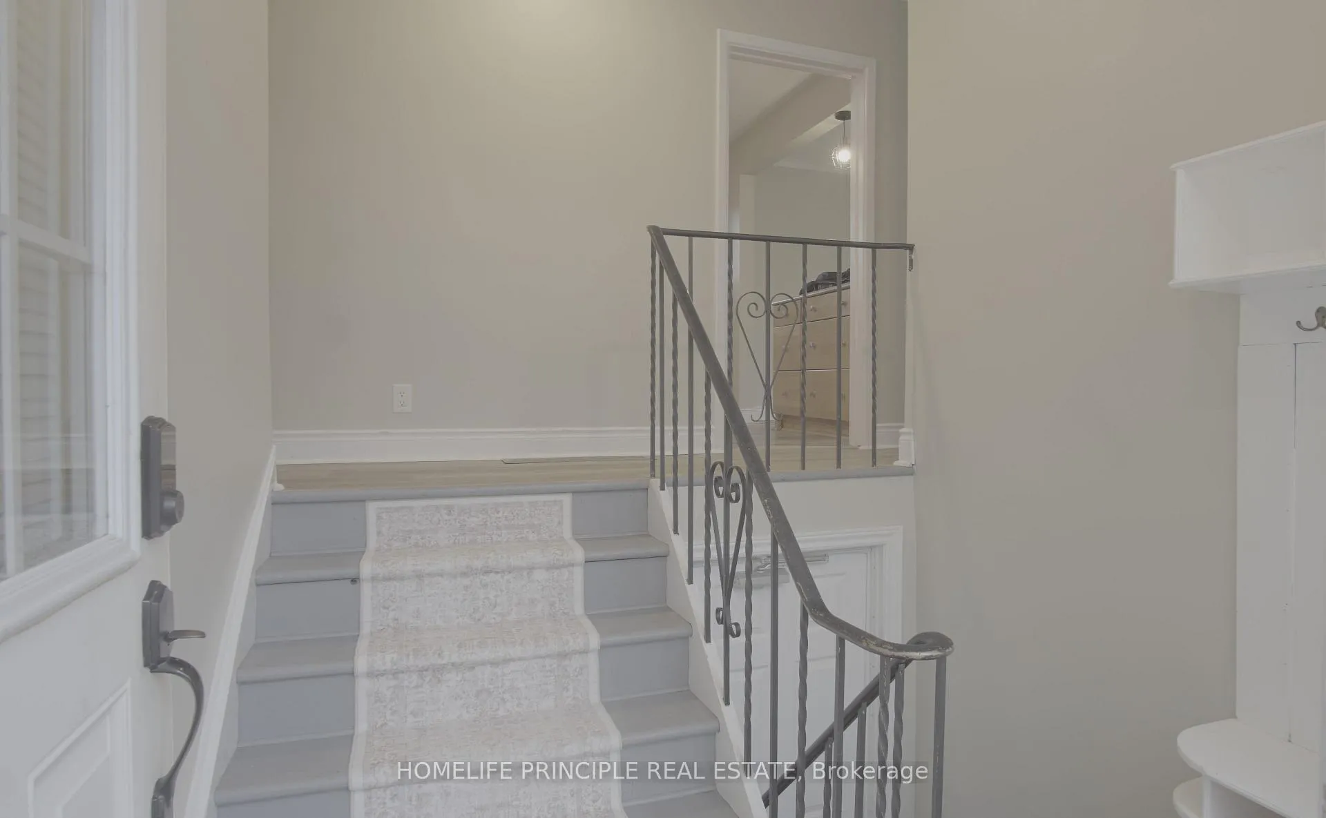 Photo 23 of Unit Upper, 248 St Vincent Street, Barrie, Wellington — HOMEH