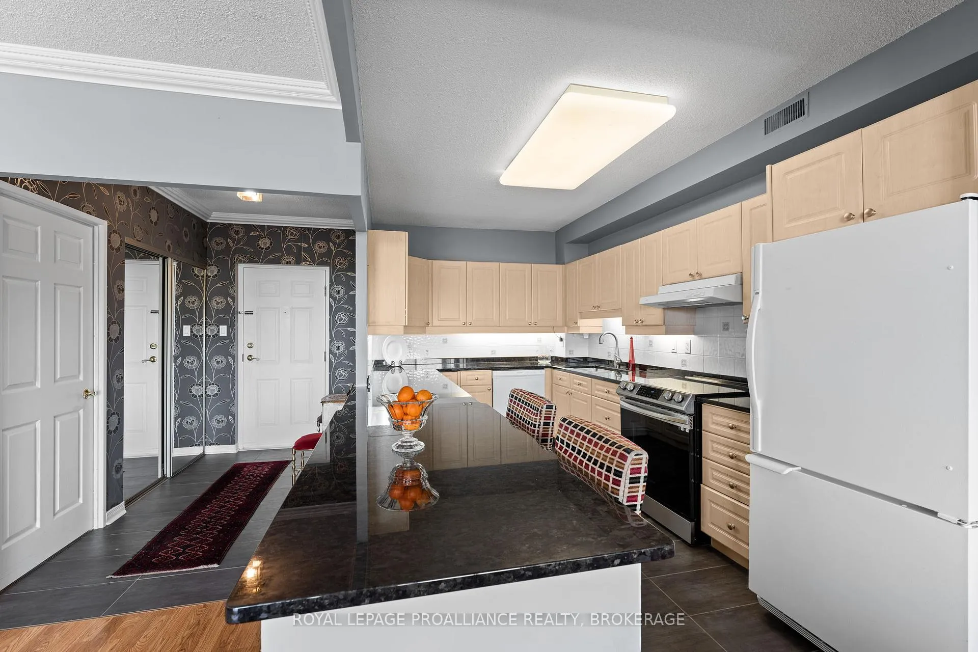 Photo 16 of Unit 705, 1000 King Street W, Kingston, Central City West — HOMEH