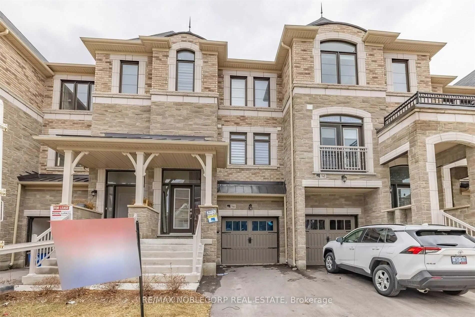 Photo 1 of 144 Sunset Terrace, Vaughan, Vellore Village — HOMEH