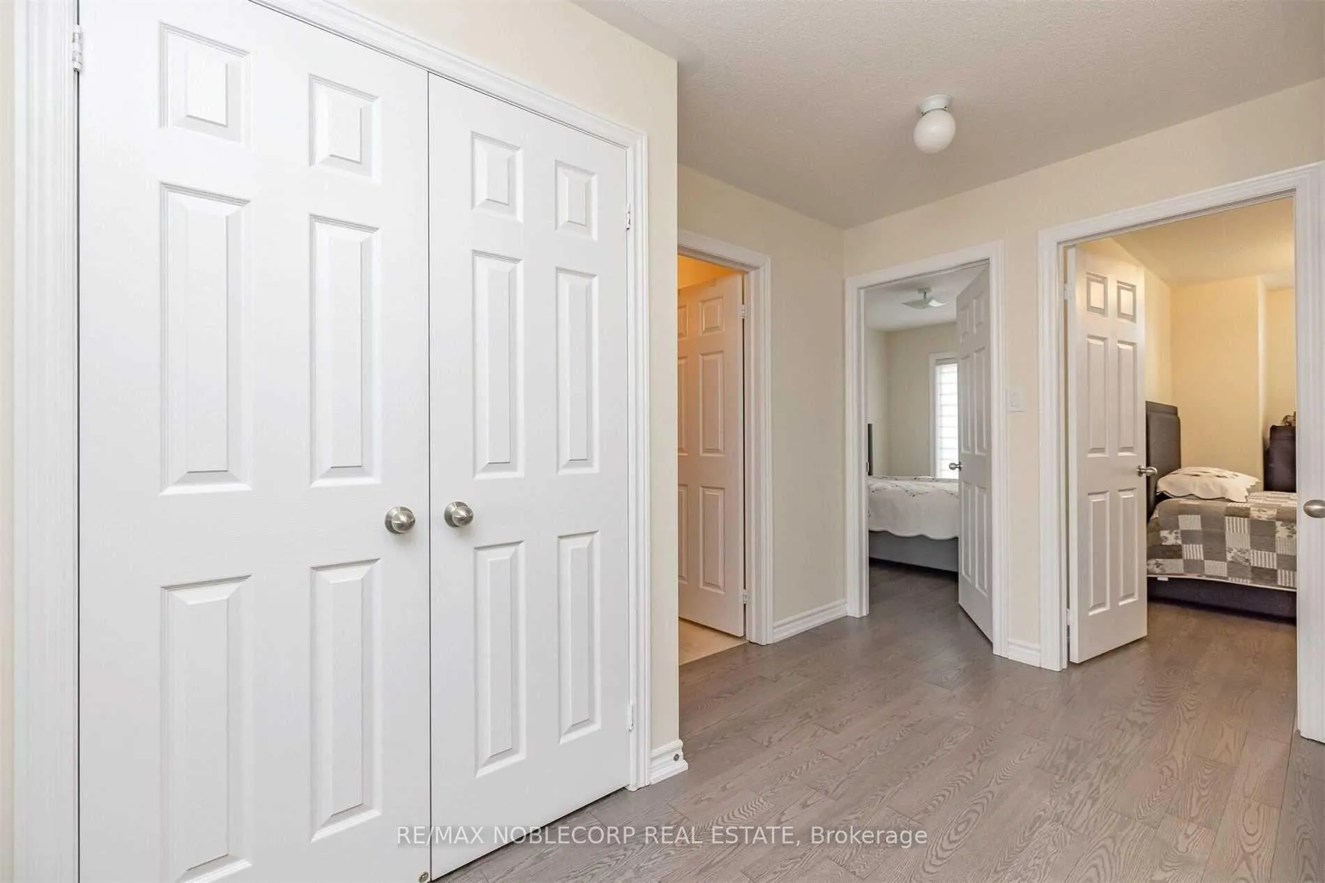 Photo 15 of 144 Sunset Terrace, Vaughan, Vellore Village — HOMEH