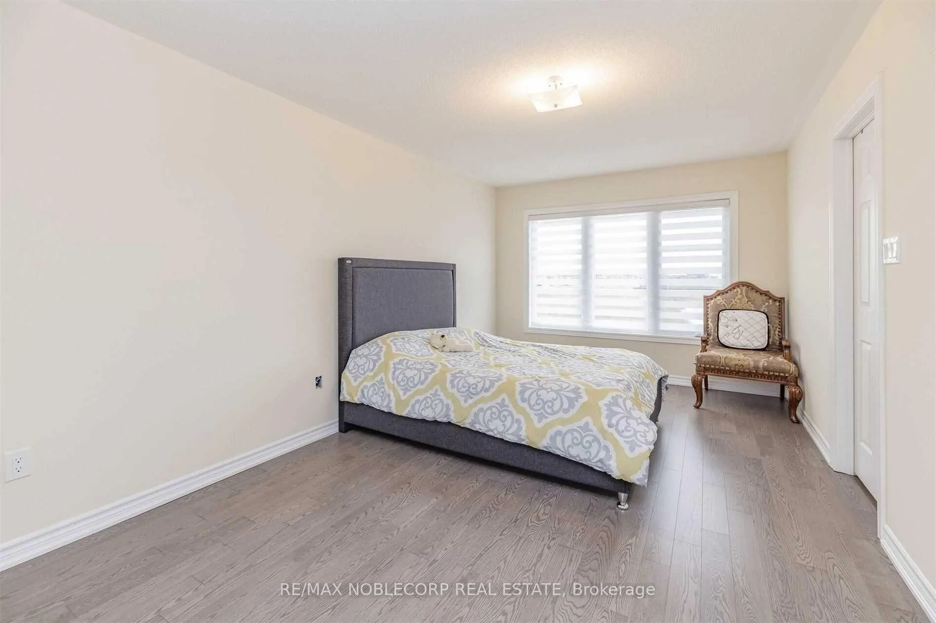 Photo 16 of 144 Sunset Terrace, Vaughan, Vellore Village — HOMEH