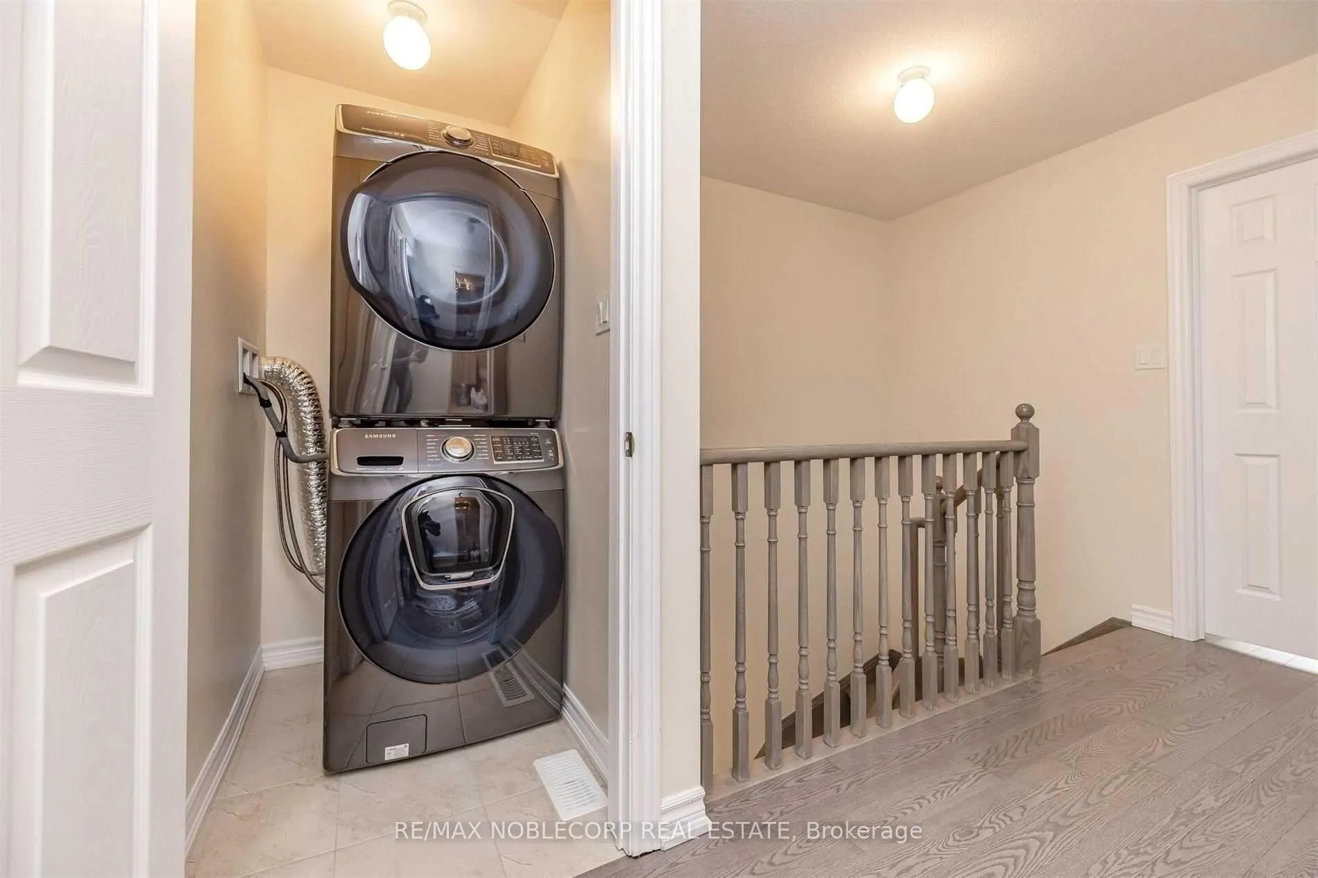 Photo 19 of 144 Sunset Terrace, Vaughan, Vellore Village — HOMEH