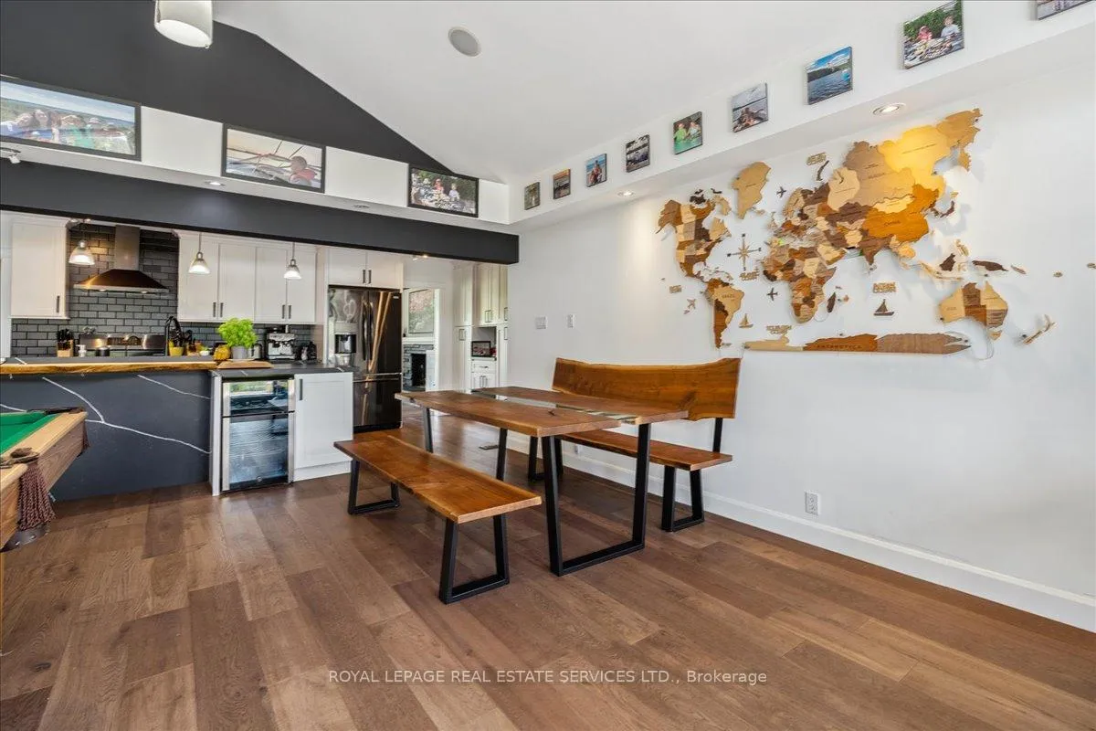 Photo 8 of 1099 Burnhamthorpe Road W, Oakville, Sixteen Hollow — HOMEH