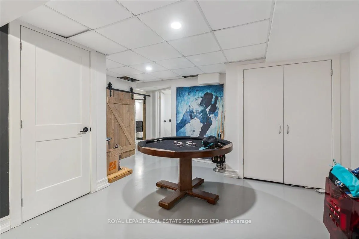 Photo 22 of 1099 Burnhamthorpe Road W, Oakville, Sixteen Hollow — HOMEH