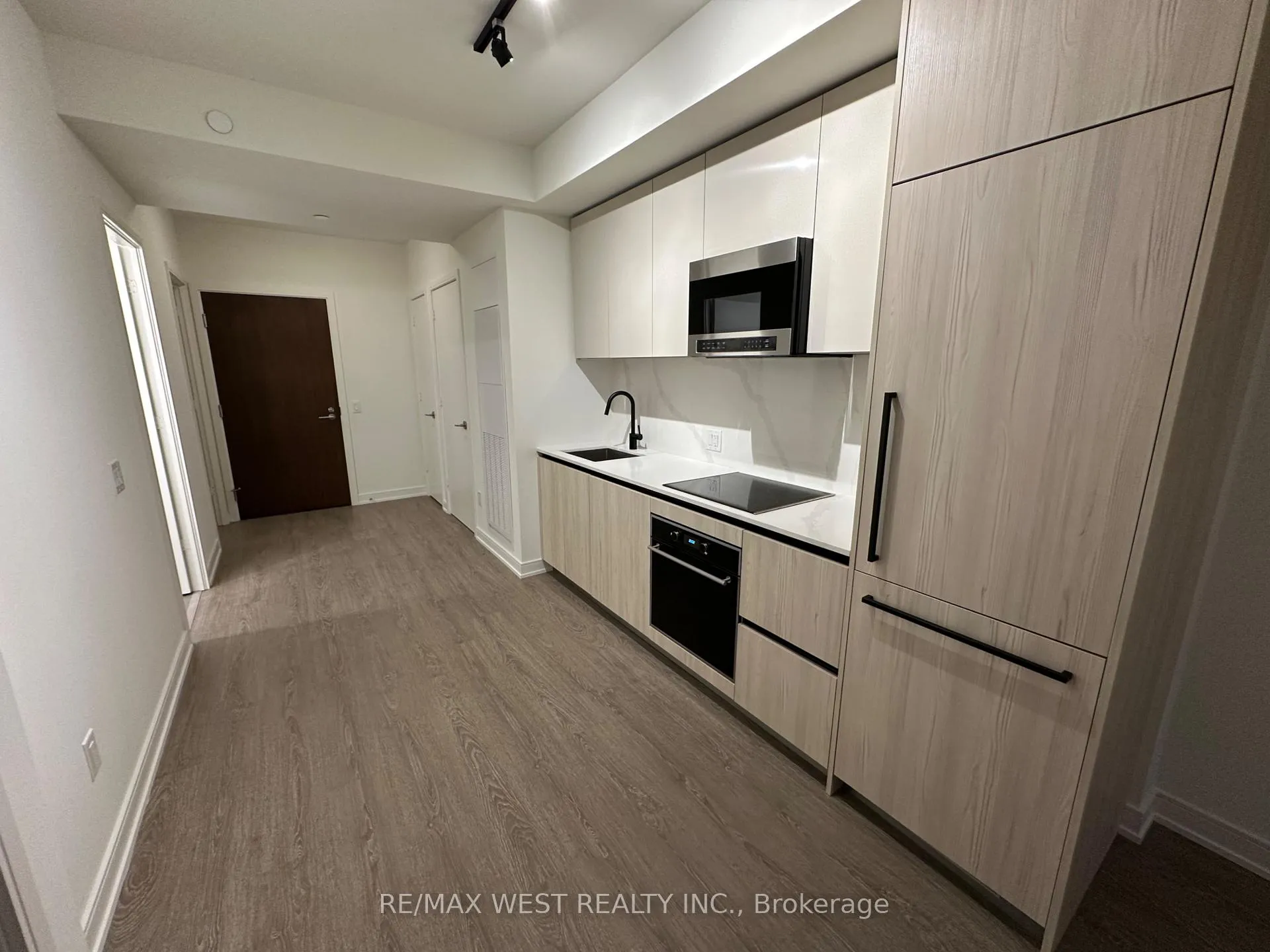 Photo 5 of Unit 509, 425 Front Street E, Toronto, Waterfront Communities — HOMEH