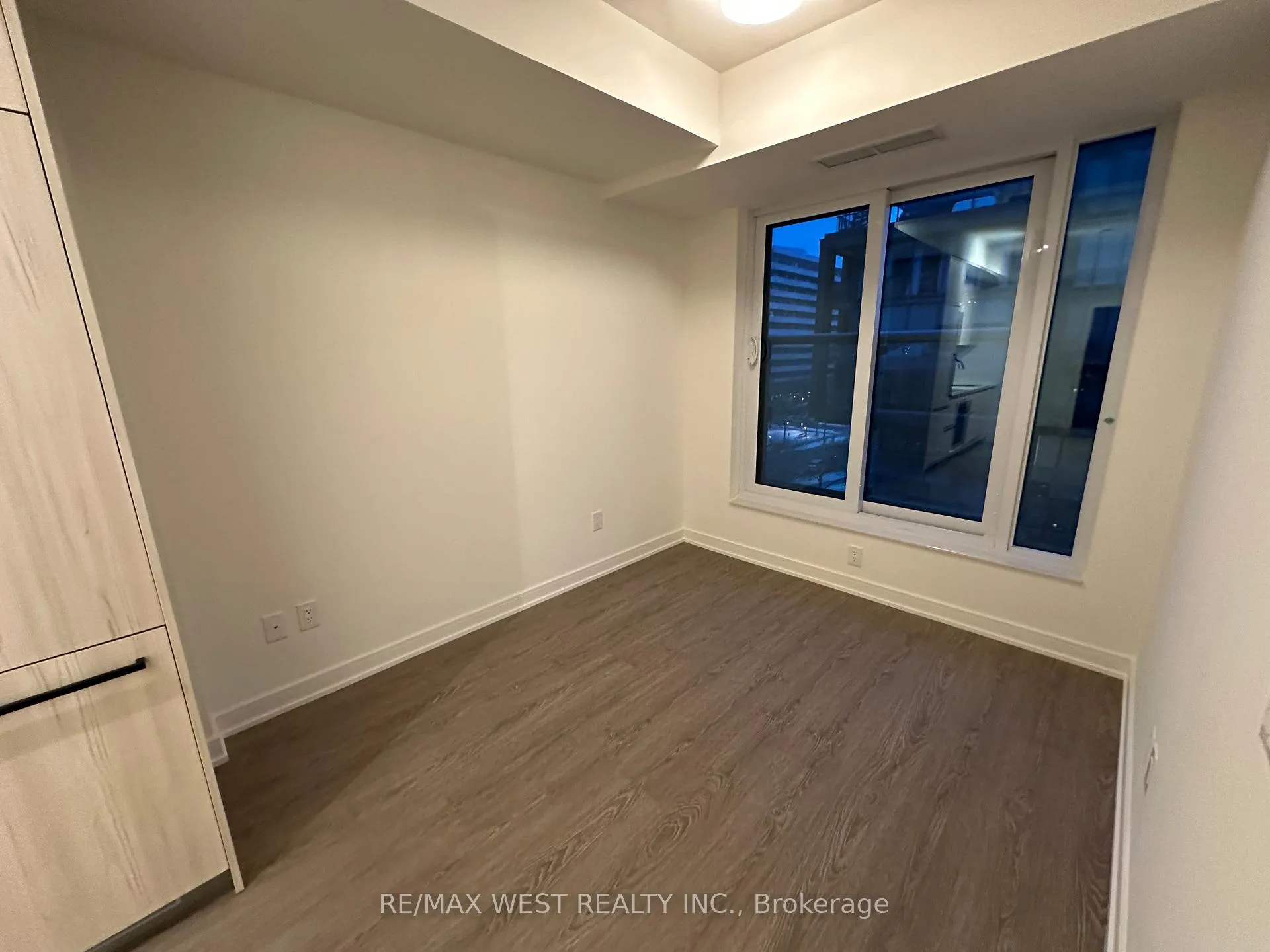 Photo 7 of Unit 509, 425 Front Street E, Toronto, Waterfront Communities — HOMEH