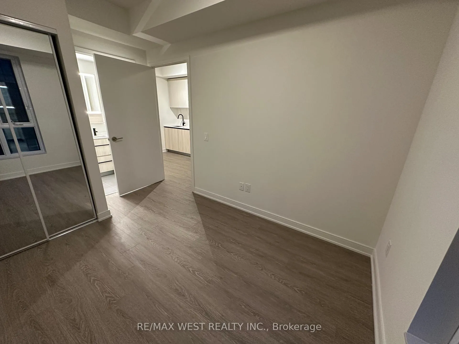 Photo 12 of Unit 509, 425 Front Street E, Toronto, Waterfront Communities — HOMEH