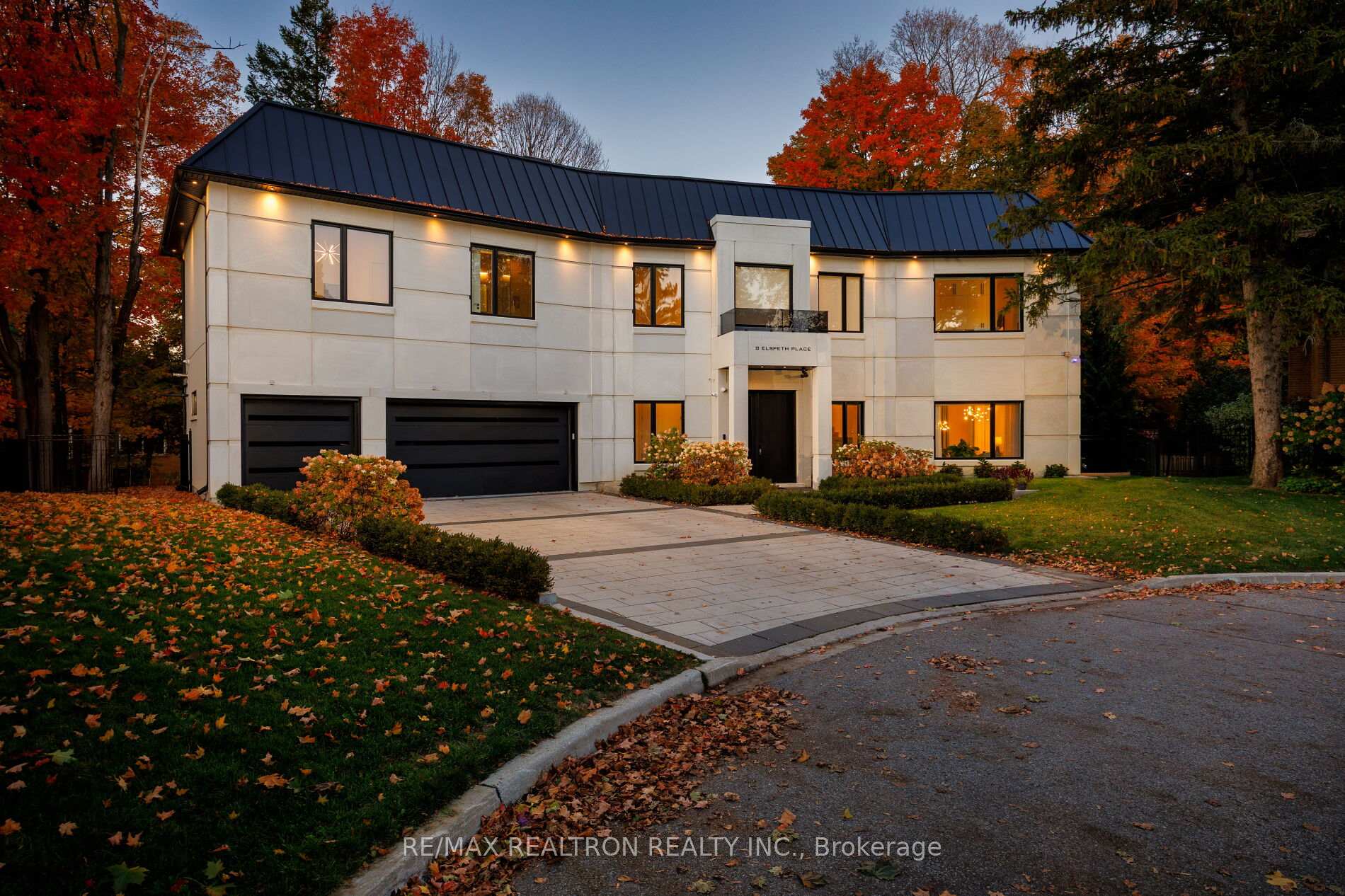 Front of 8 Elspeth Place