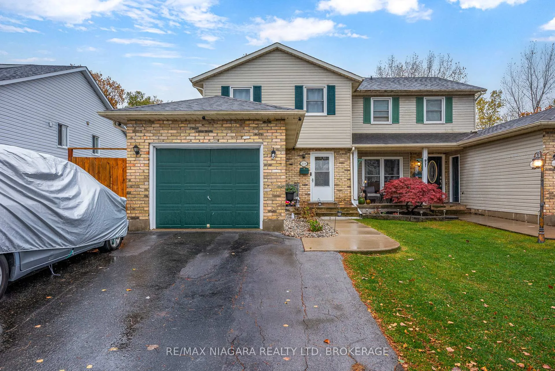Photo 1 of 201 Windsor Street, Welland, Broadway — HOMEH