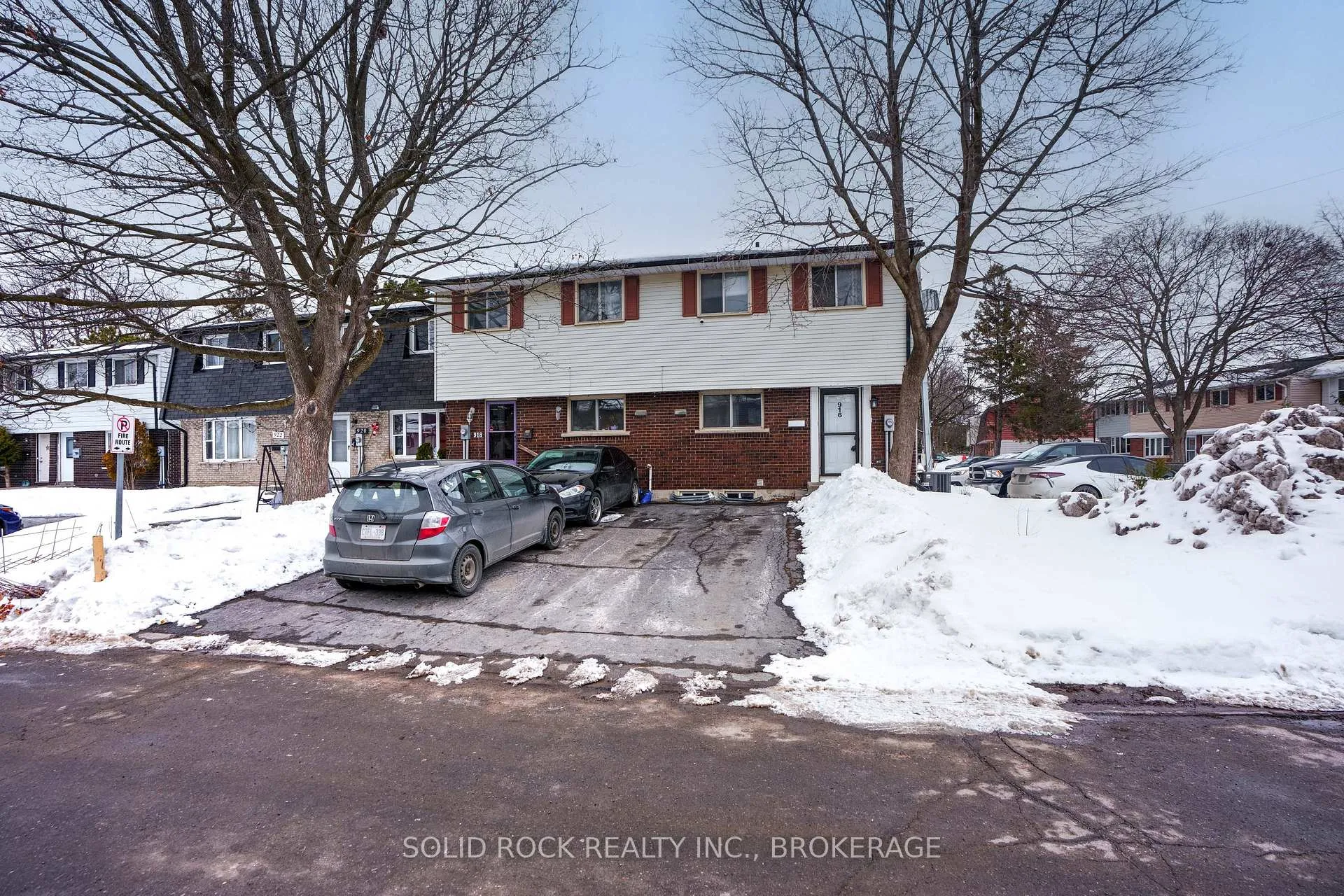 Photo 2 of 916 Oakview Avenue, Kingston, South of Taylor-Kidd Blvd — HOMEH