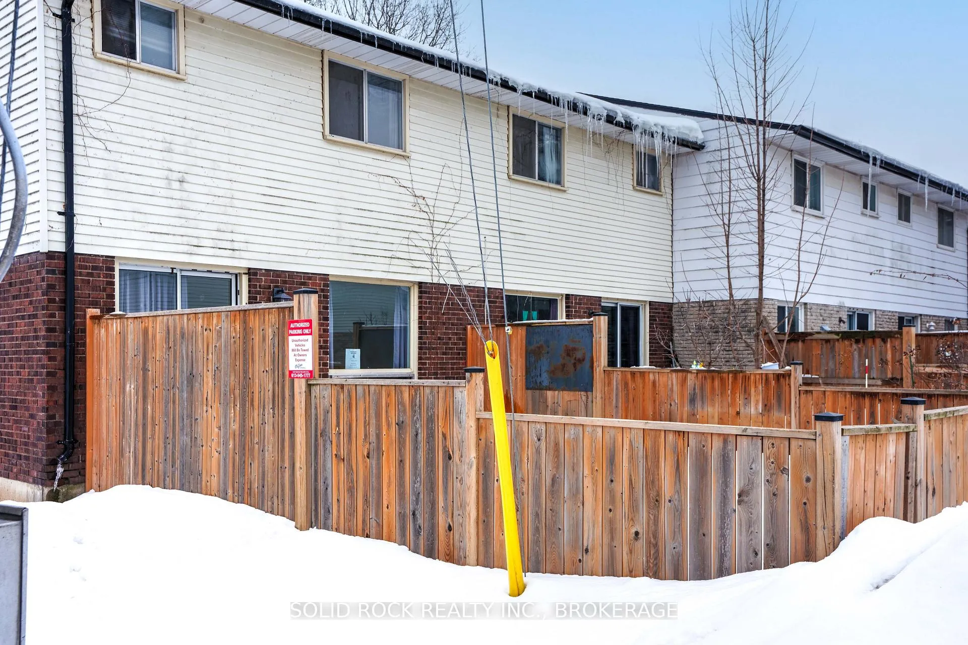 Photo 4 of 916 Oakview Avenue, Kingston, South of Taylor-Kidd Blvd — HOMEH