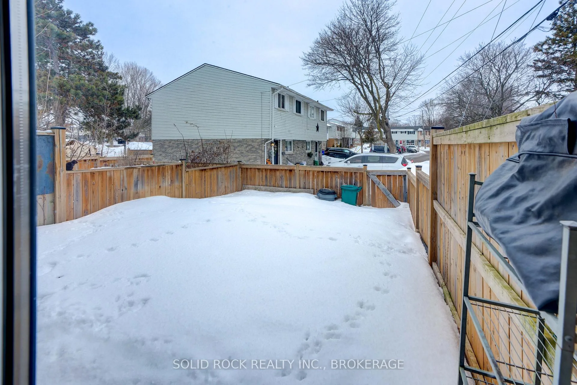 Photo 5 of 916 Oakview Avenue, Kingston, South of Taylor-Kidd Blvd — HOMEH