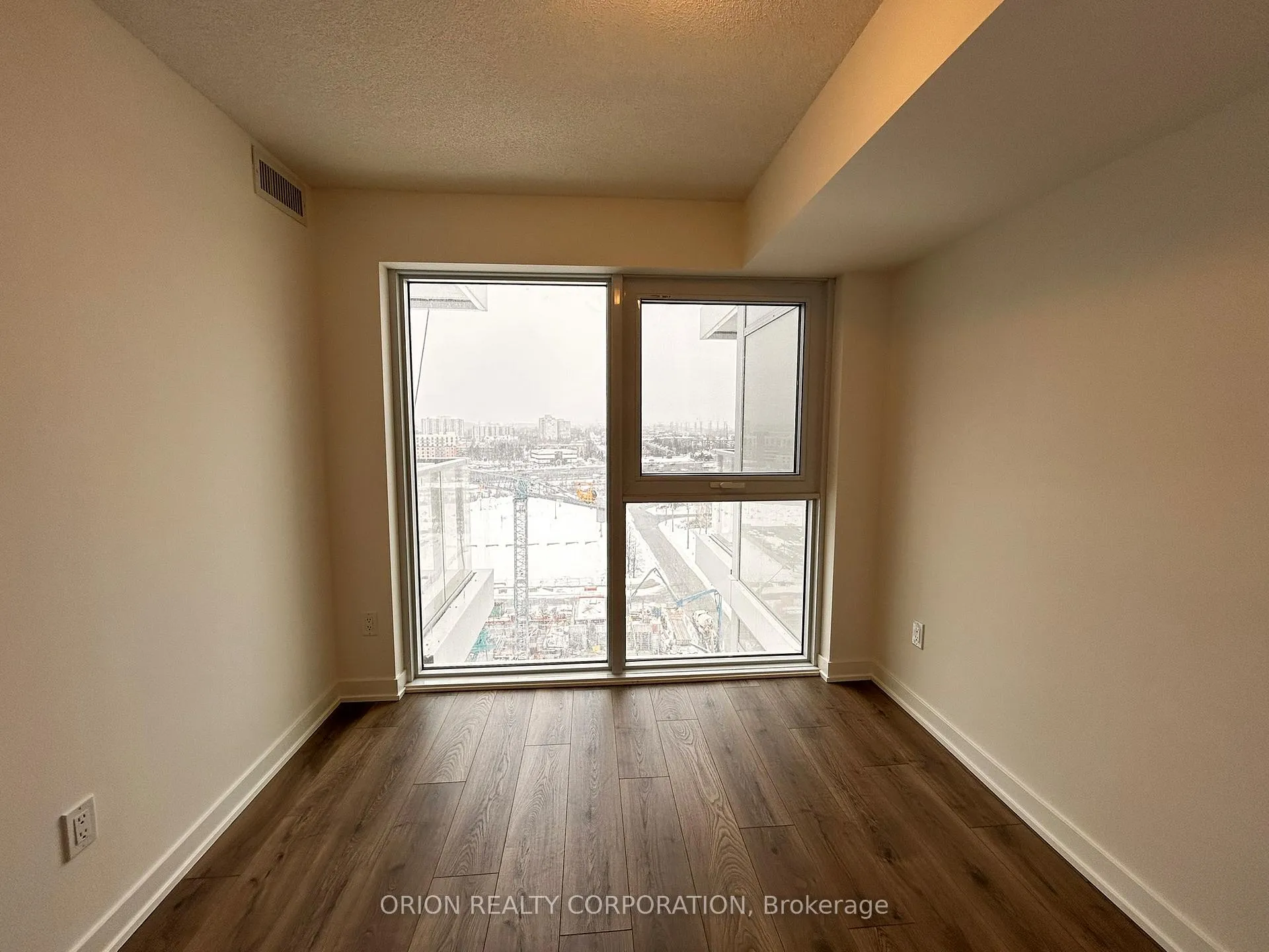 Photo 16 of Unit 1301, 1010 Sandy Beach Road, Pickering, Bay Ridges — HOMEH