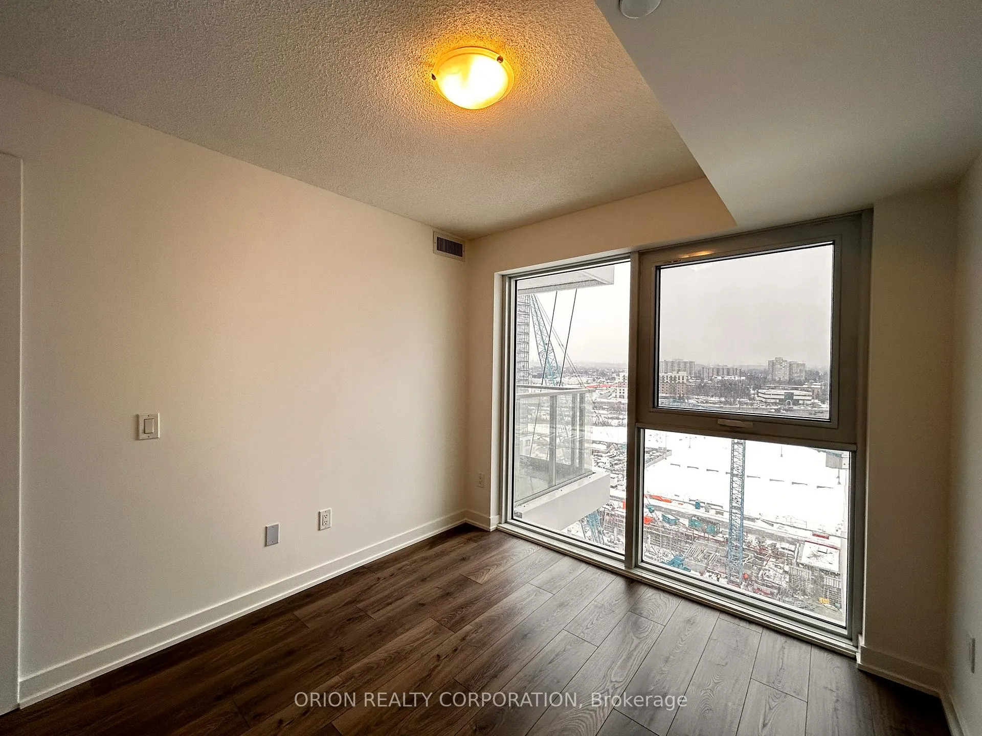 Photo 17 of Unit 1301, 1010 Sandy Beach Road, Pickering, Bay Ridges — HOMEH