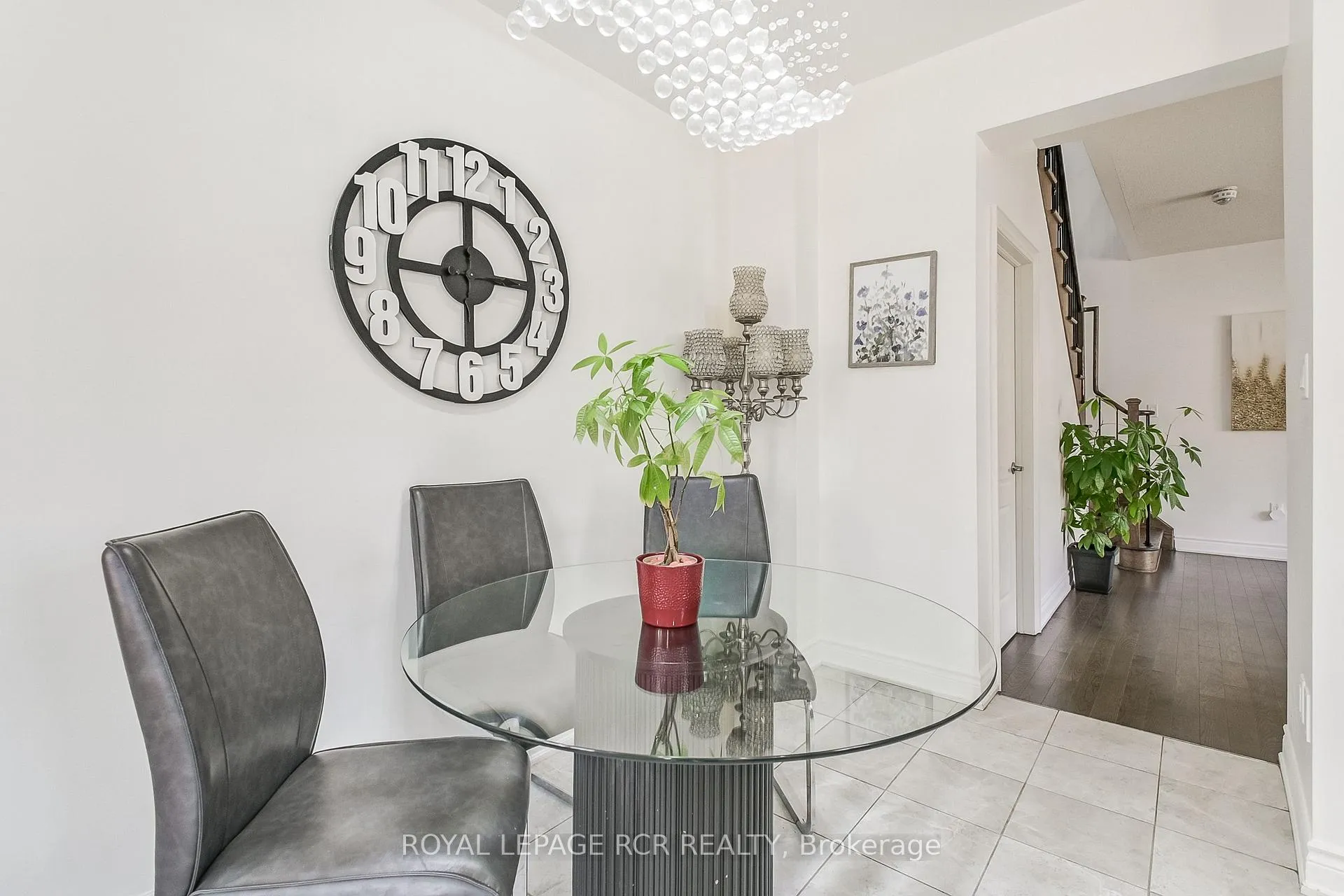 Photo 22 of 1 Silver Charm Drive, East Gwillimbury, Sharon — HOMEH