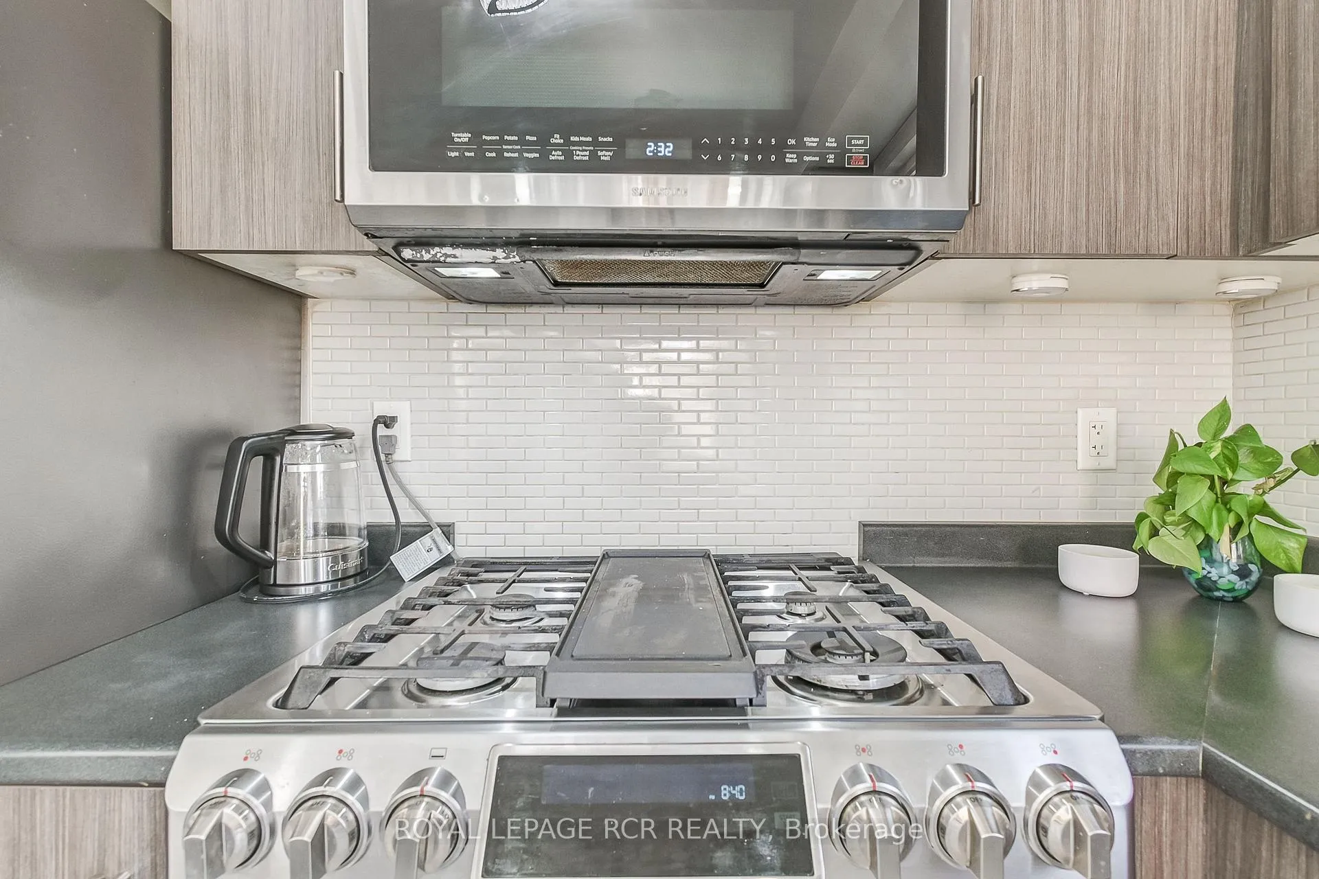 Photo 27 of 1 Silver Charm Drive, East Gwillimbury, Sharon — HOMEH