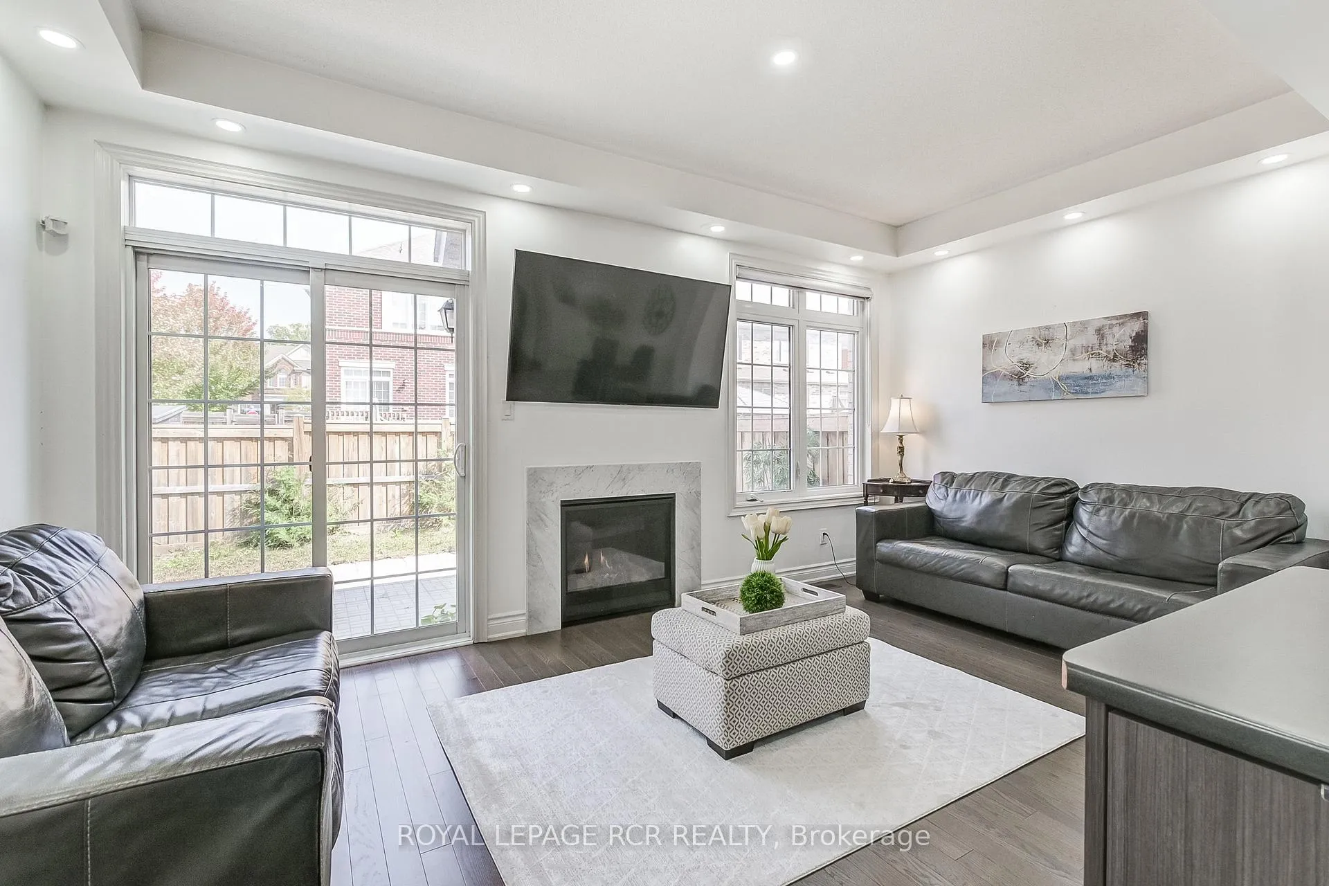 Photo 28 of 1 Silver Charm Drive, East Gwillimbury, Sharon — HOMEH