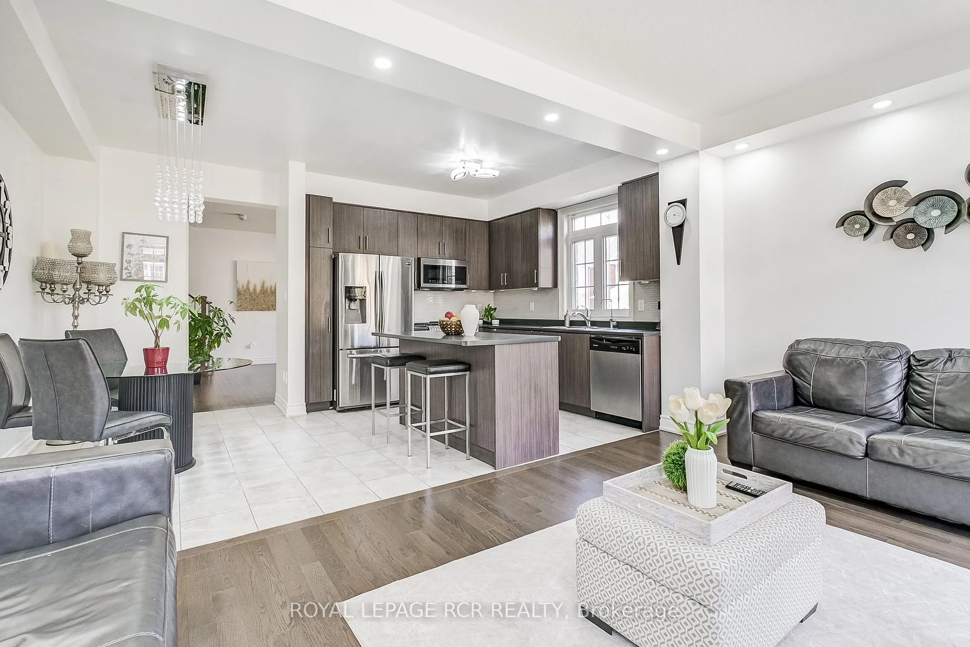 Photo 31 of 1 Silver Charm Drive, East Gwillimbury, Sharon — HOMEH
