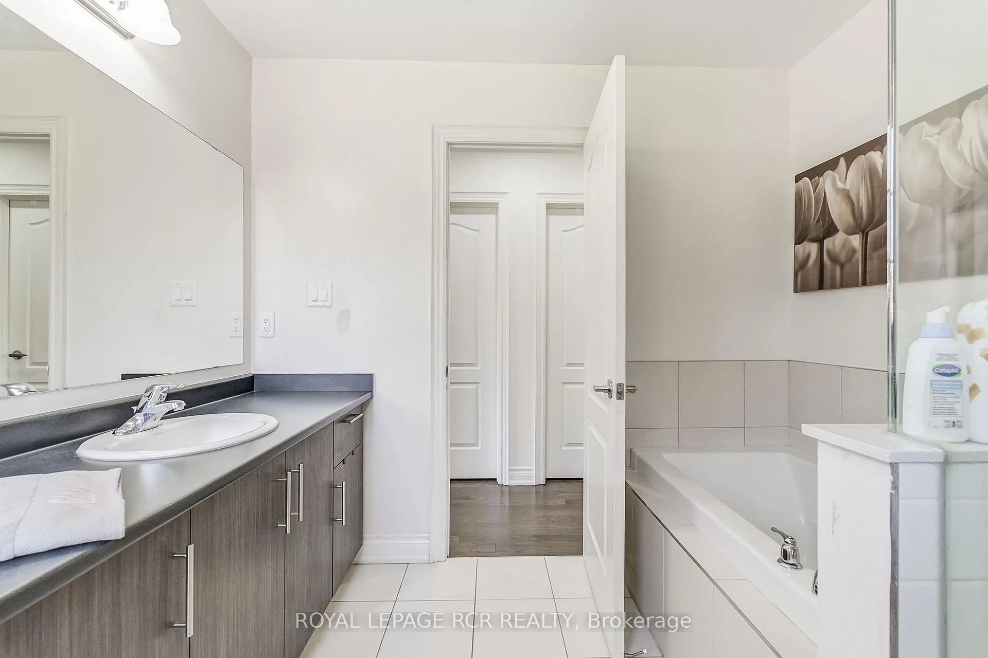 Photo 33 of 1 Silver Charm Drive, East Gwillimbury, Sharon — HOMEH