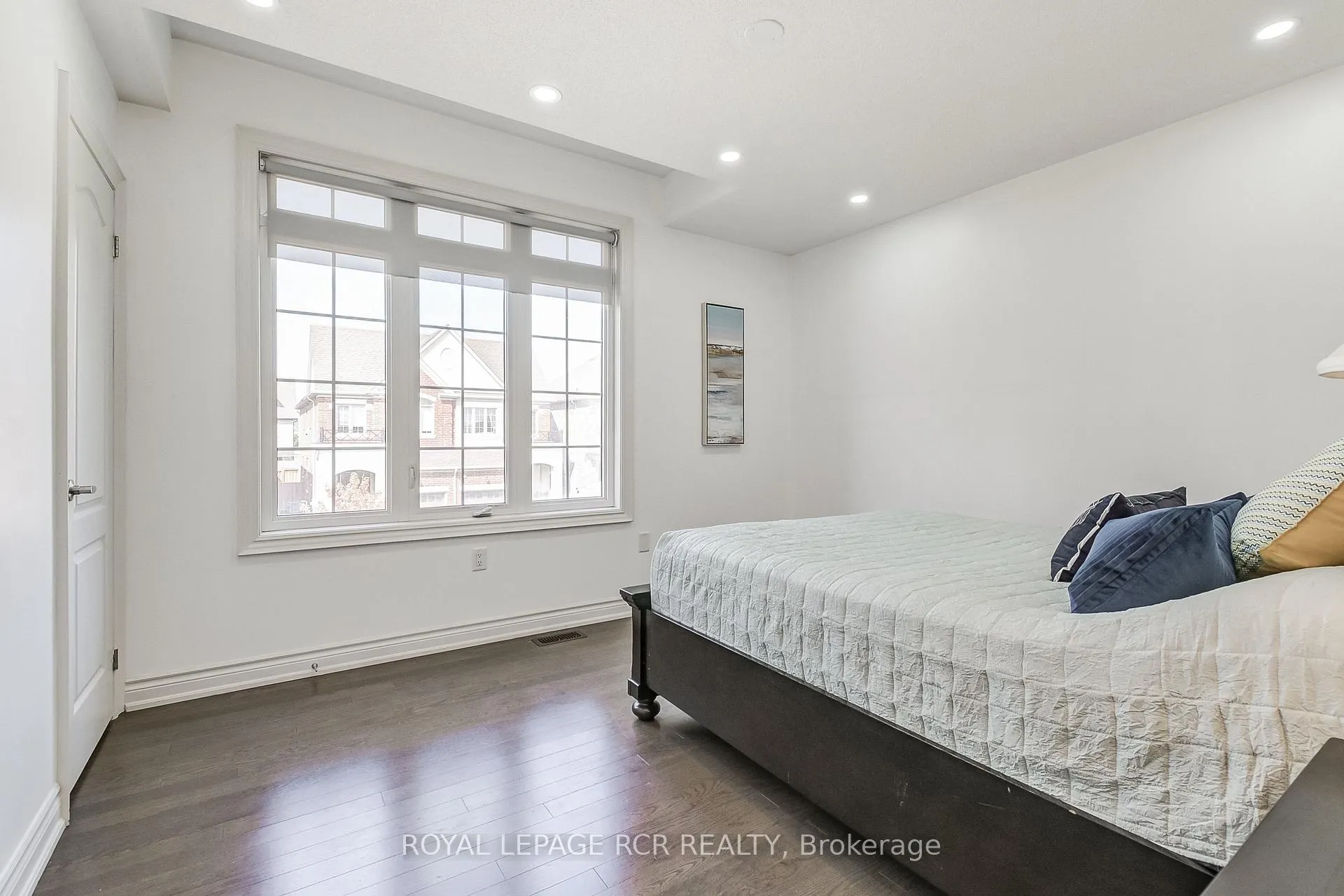 Photo 37 of 1 Silver Charm Drive, East Gwillimbury, Sharon — HOMEH