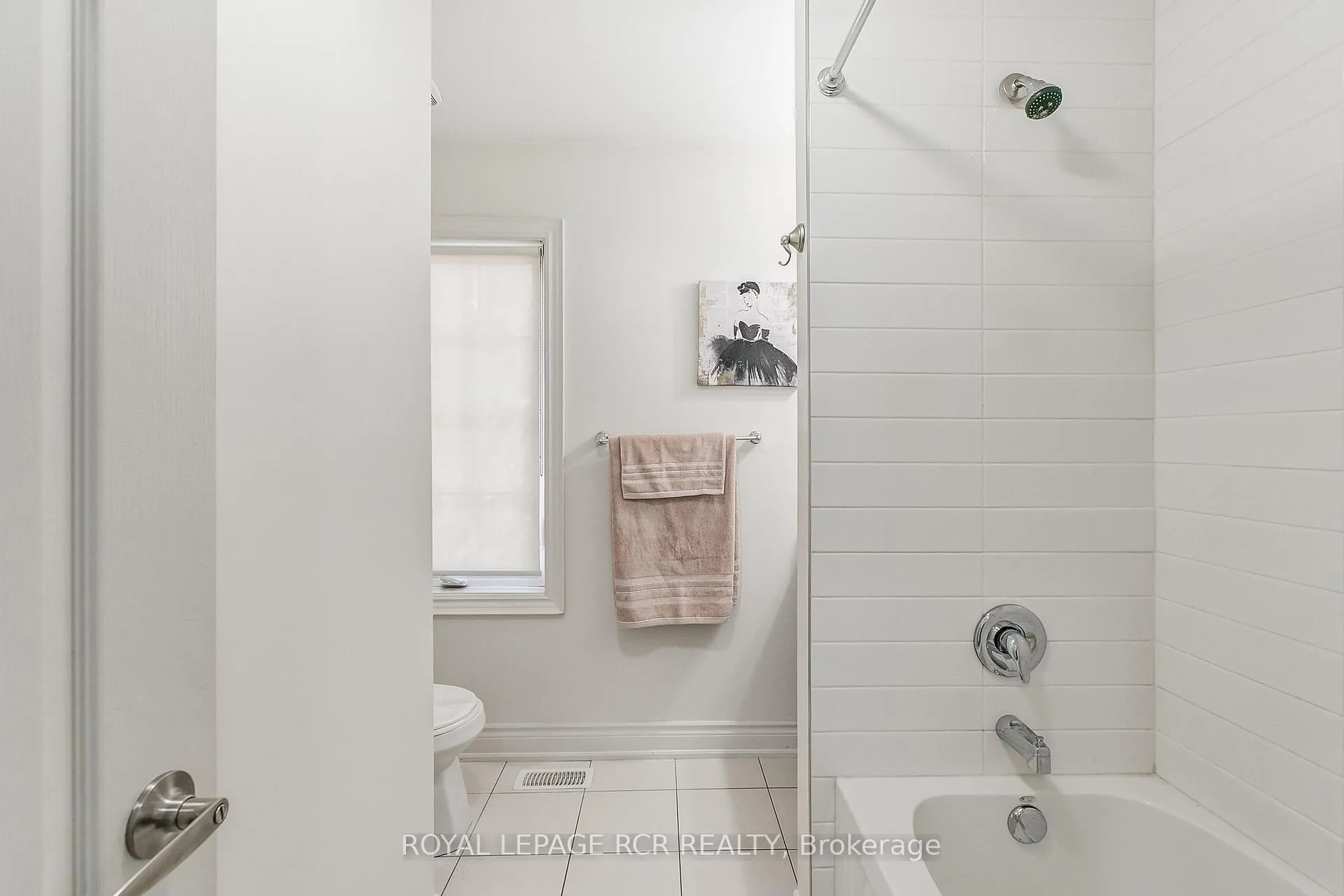 Photo 38 of 1 Silver Charm Drive, East Gwillimbury, Sharon — HOMEH