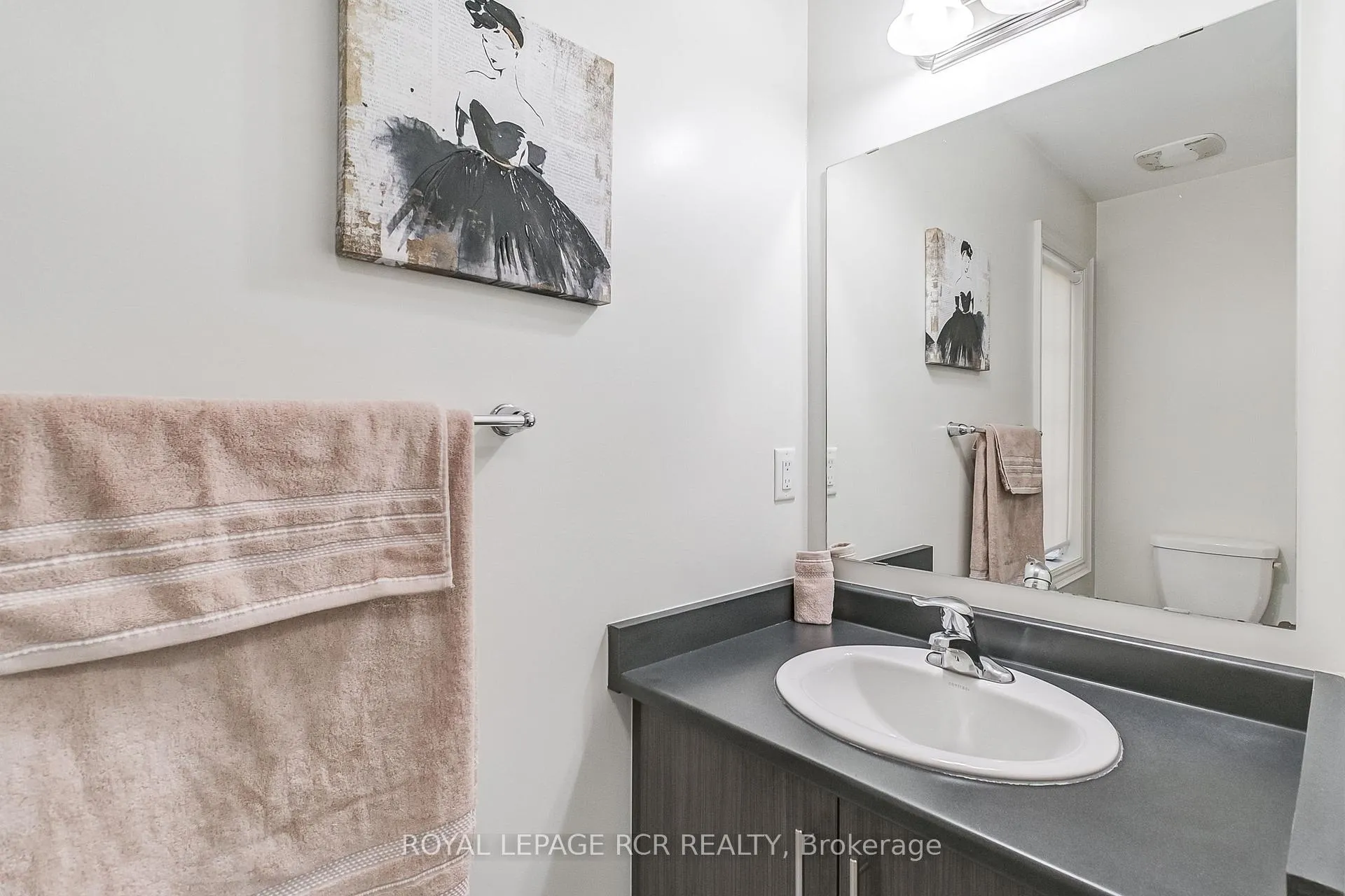 Photo 40 of 1 Silver Charm Drive, East Gwillimbury, Sharon — HOMEH