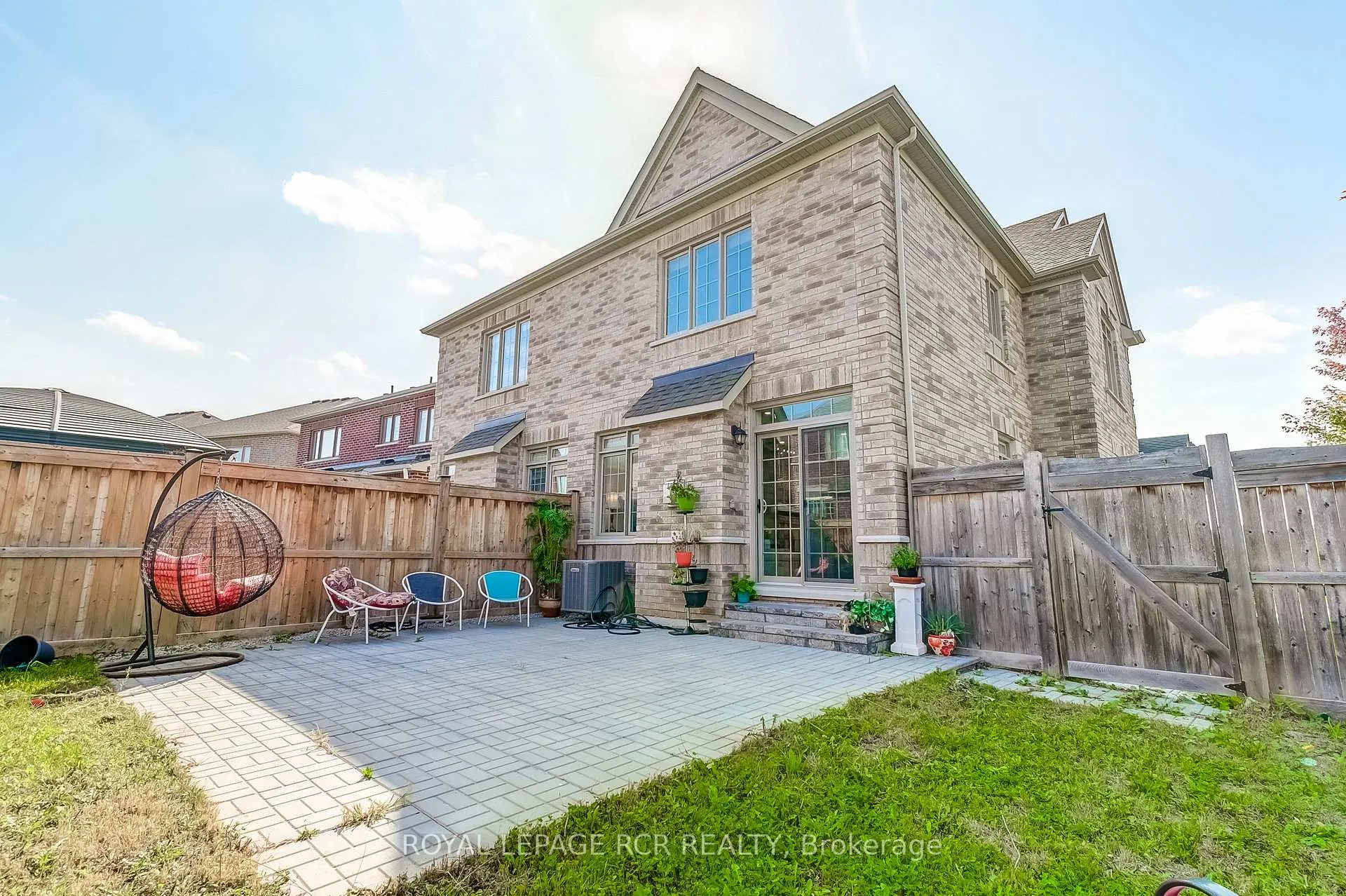 Photo 48 of 1 Silver Charm Drive, East Gwillimbury, Sharon — HOMEH
