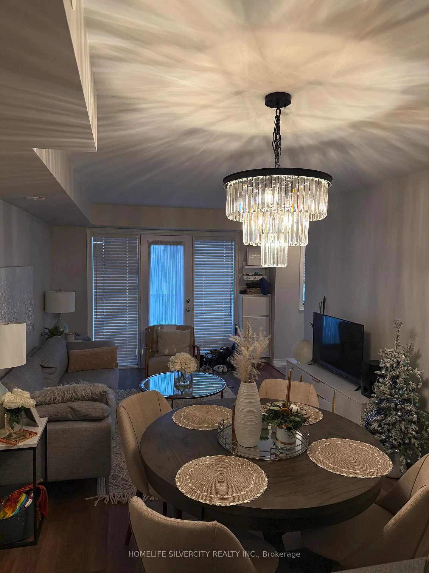 Photo 4 of Unit 110, 2 Dunsheath Way, Markham, Cornell — HOMEH