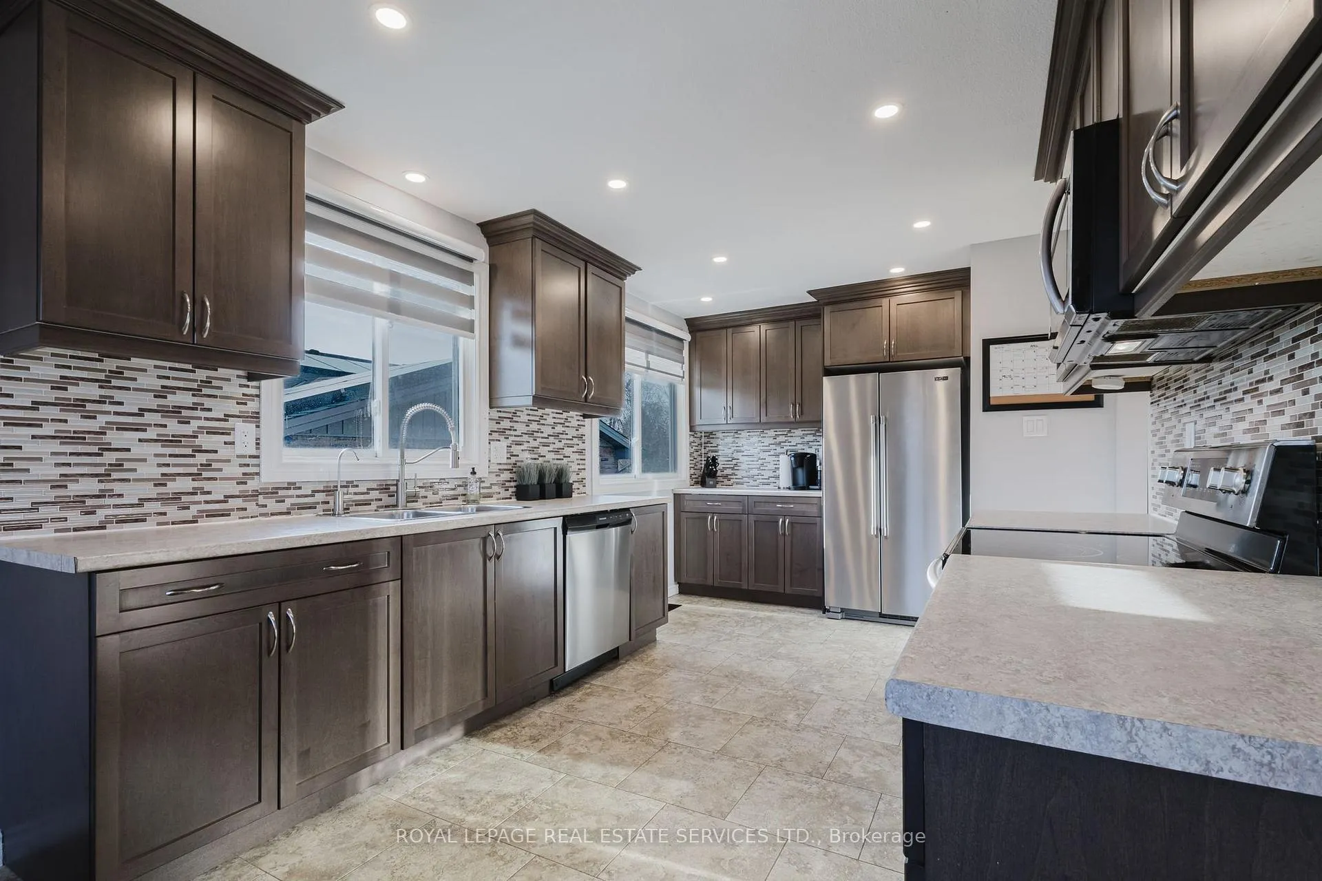 Photo 8 of 19 Southglen Road, Brant, Brantford Twp — HOMEH