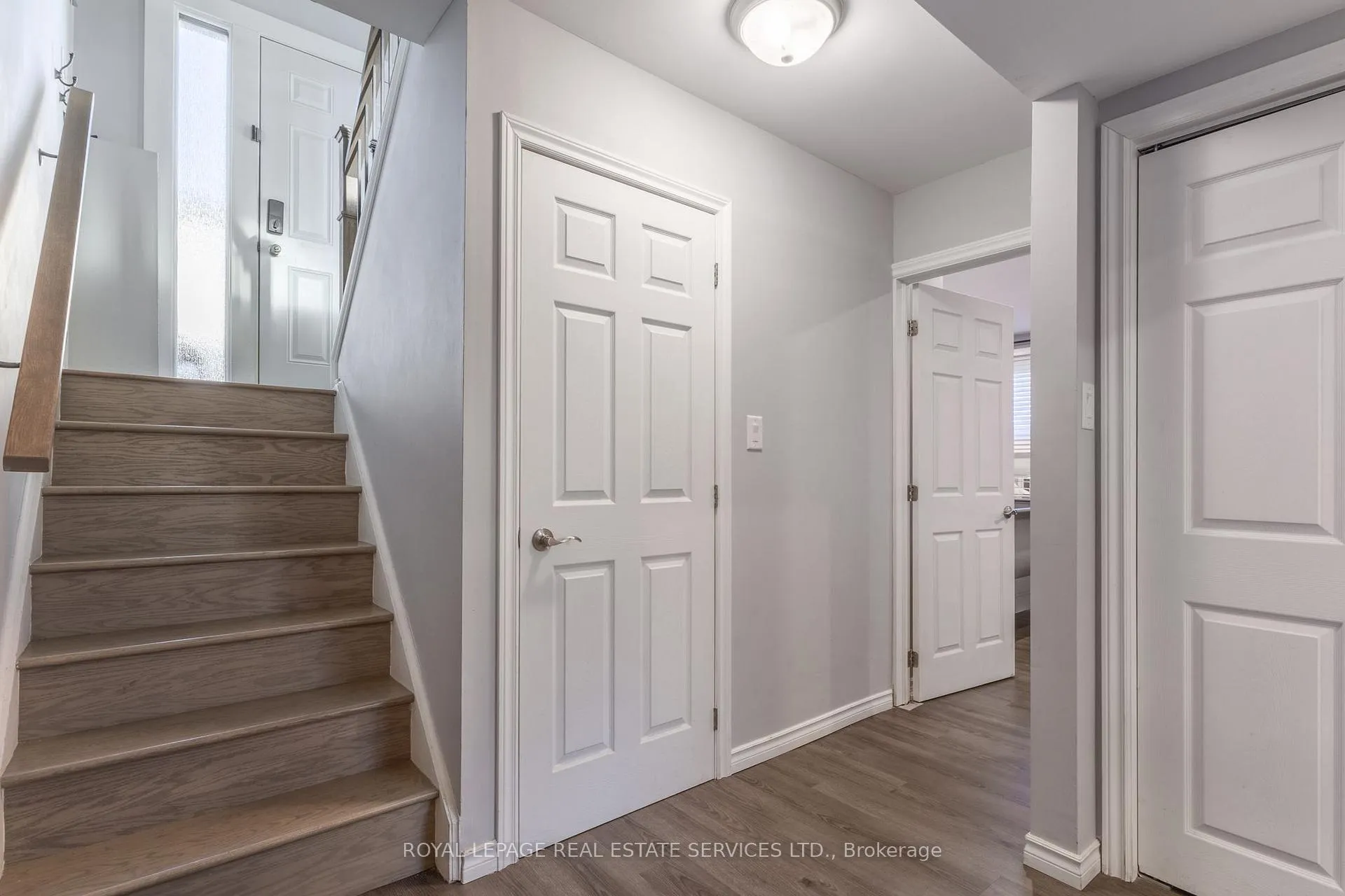Photo 20 of 19 Southglen Road, Brant, Brantford Twp — HOMEH