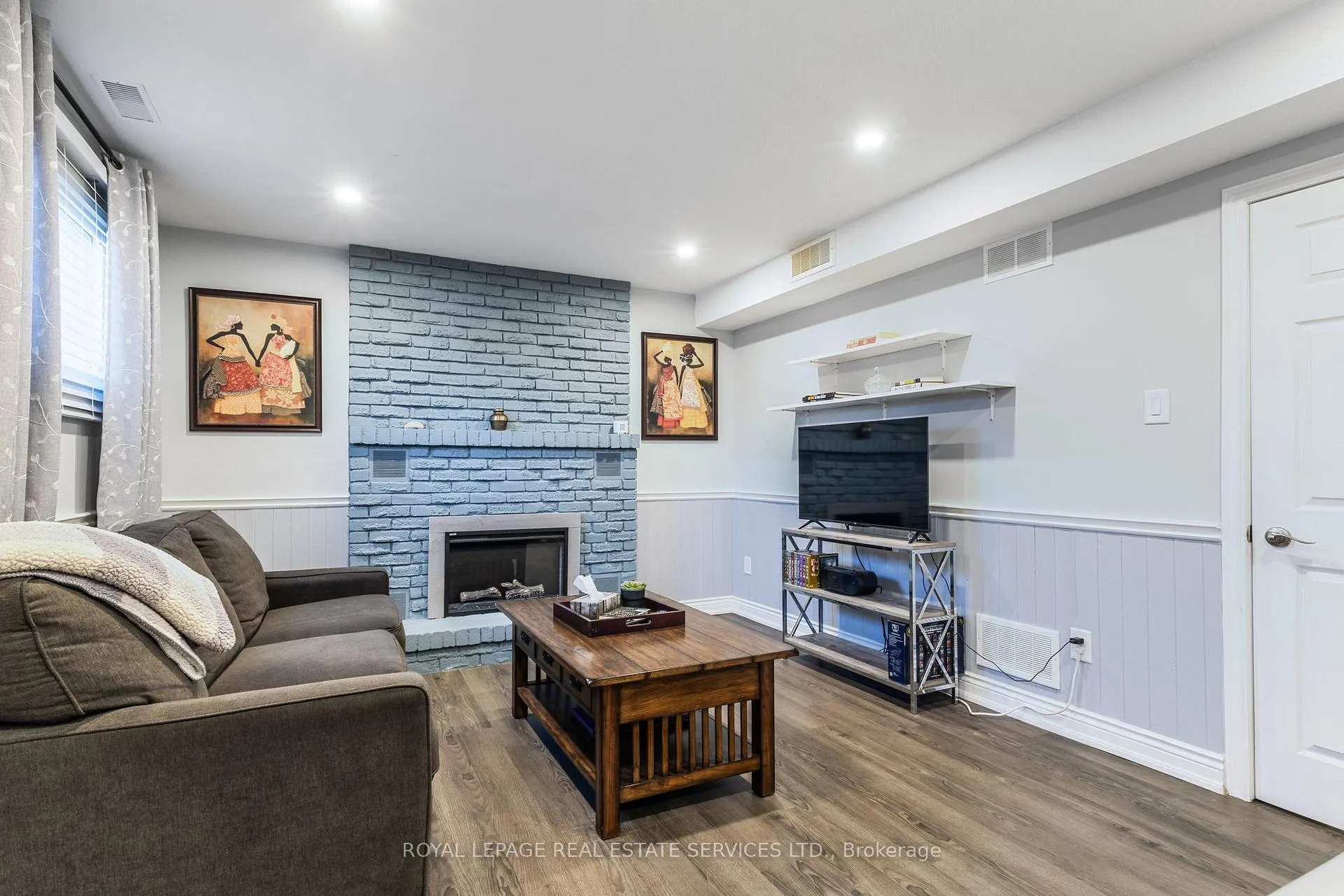 Photo 23 of 19 Southglen Road, Brant, Brantford Twp — HOMEH